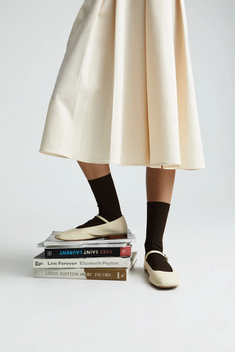 Julieta Mary Janes in Ivory Leather Anti   Wrinkle