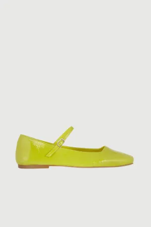 Padded Shoulder Julieta Mary Janes in Lime-coloured Patent Leather