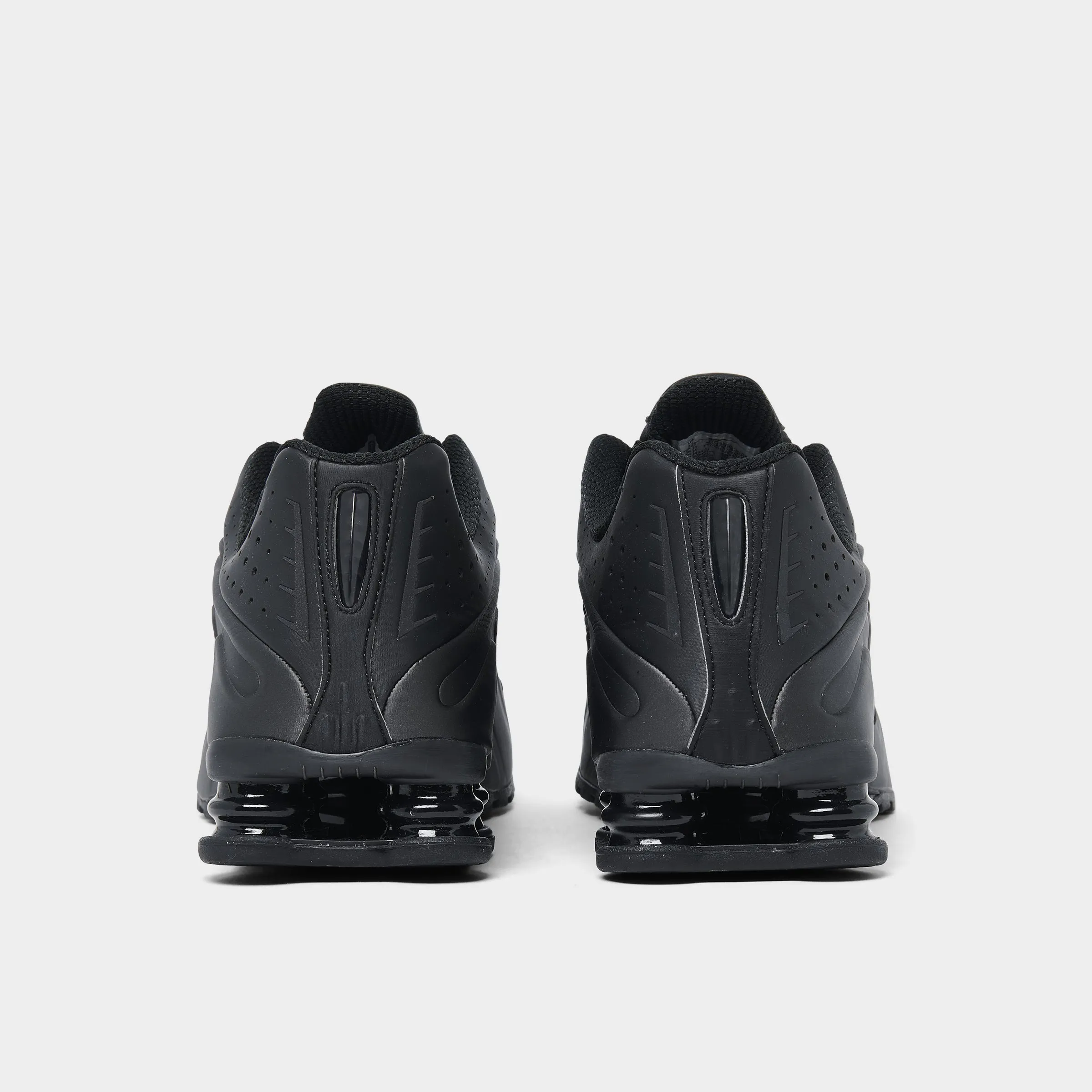 Microfiber Lining Iconic wear Nike Shox R4 Black / Black - Black