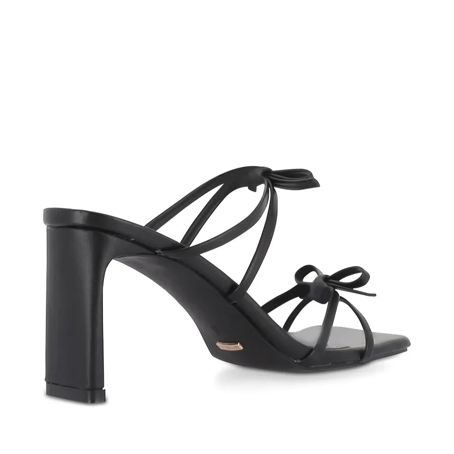 Breathable Step Village Tour KIRBY - BLACK