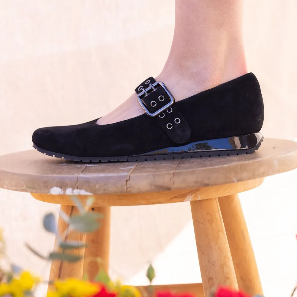 L'AMOUR DES PIEDS TANZY - BLACK Street Fit