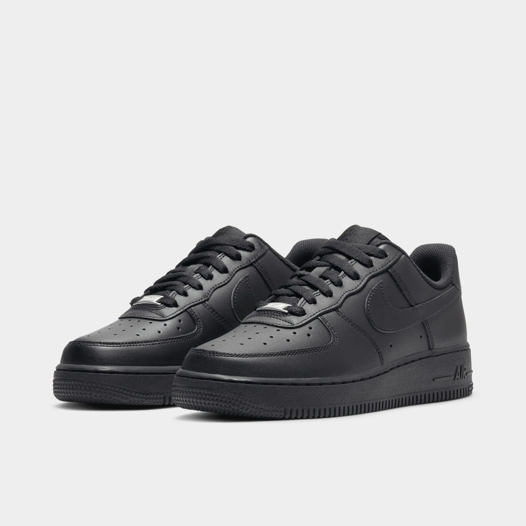 Neutral Motion Frame Nike Women's Air Force 1 07 Black / Black