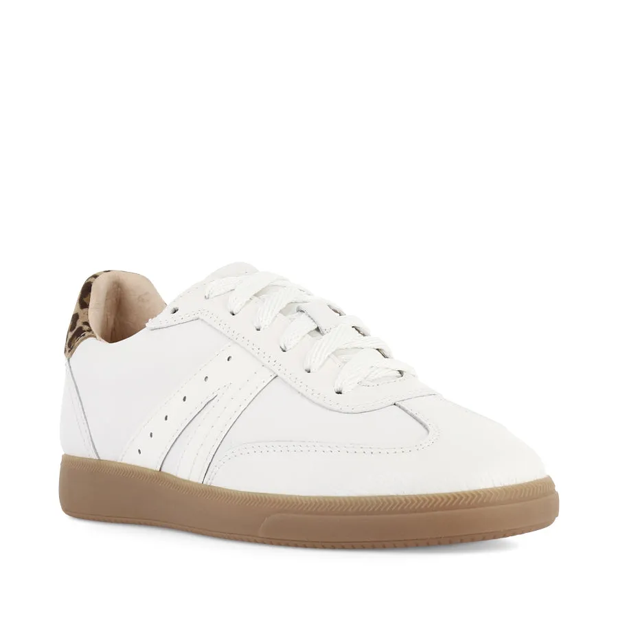 LEVI - WHITE LEOPARD LEATHER Running Gear Light Weight
