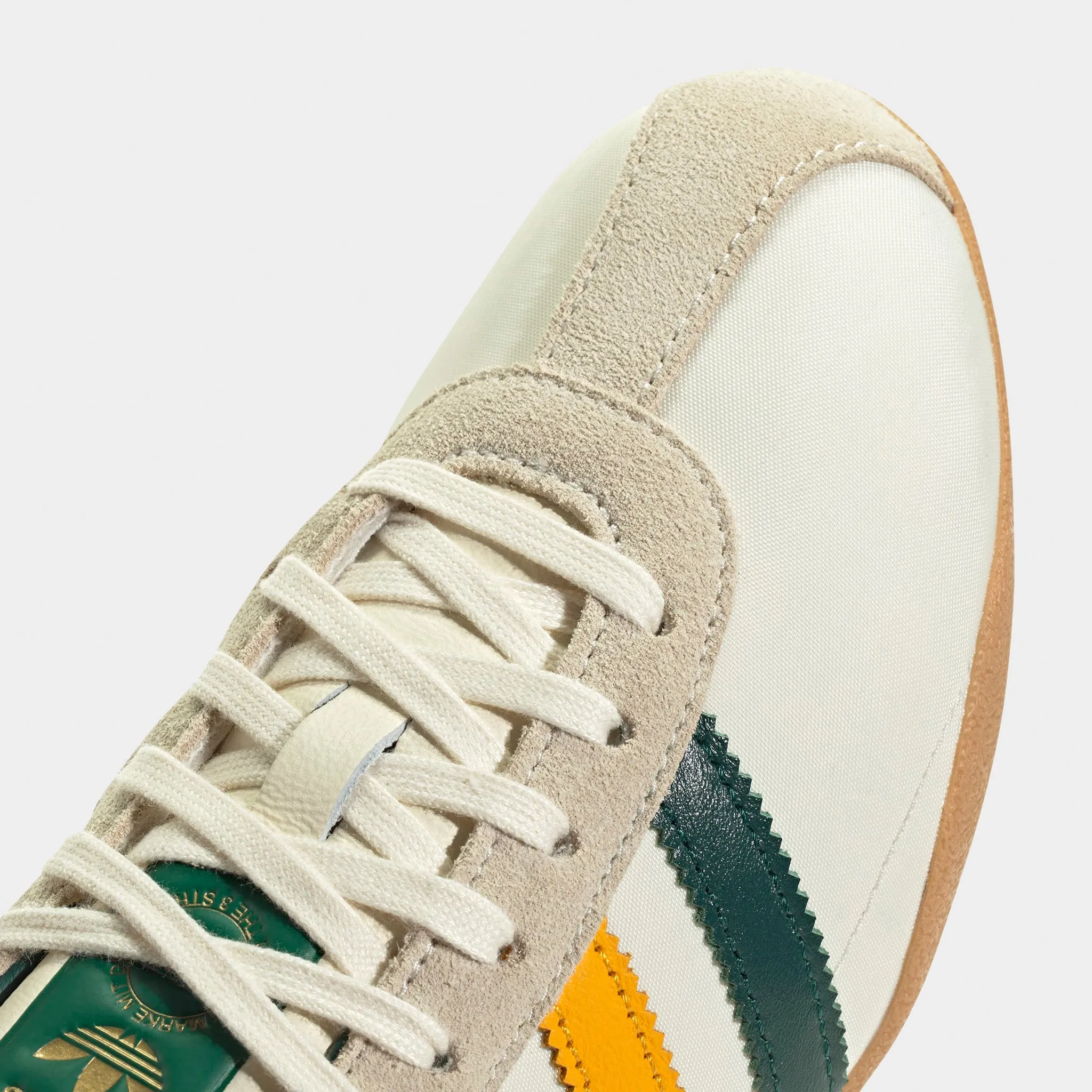 adidas Originals Women's Tokyo Cream White / Collegiate Green - Gum Quick Boost