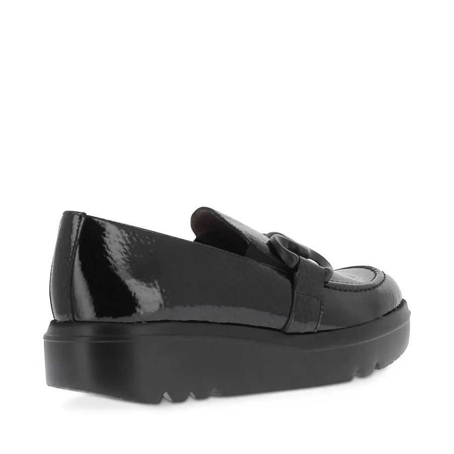 True Firm Air Flow Pro ALMA A-2821 - BLACK PATENT-BLACK SOLE
