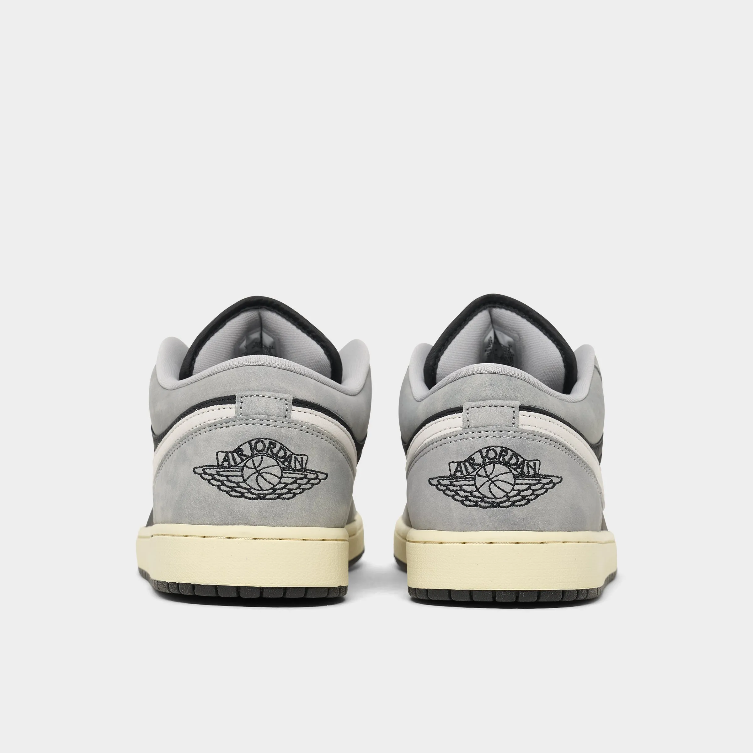 All surface Air Jordan 1 Low SE Light Smoke Grey / Black - Sail