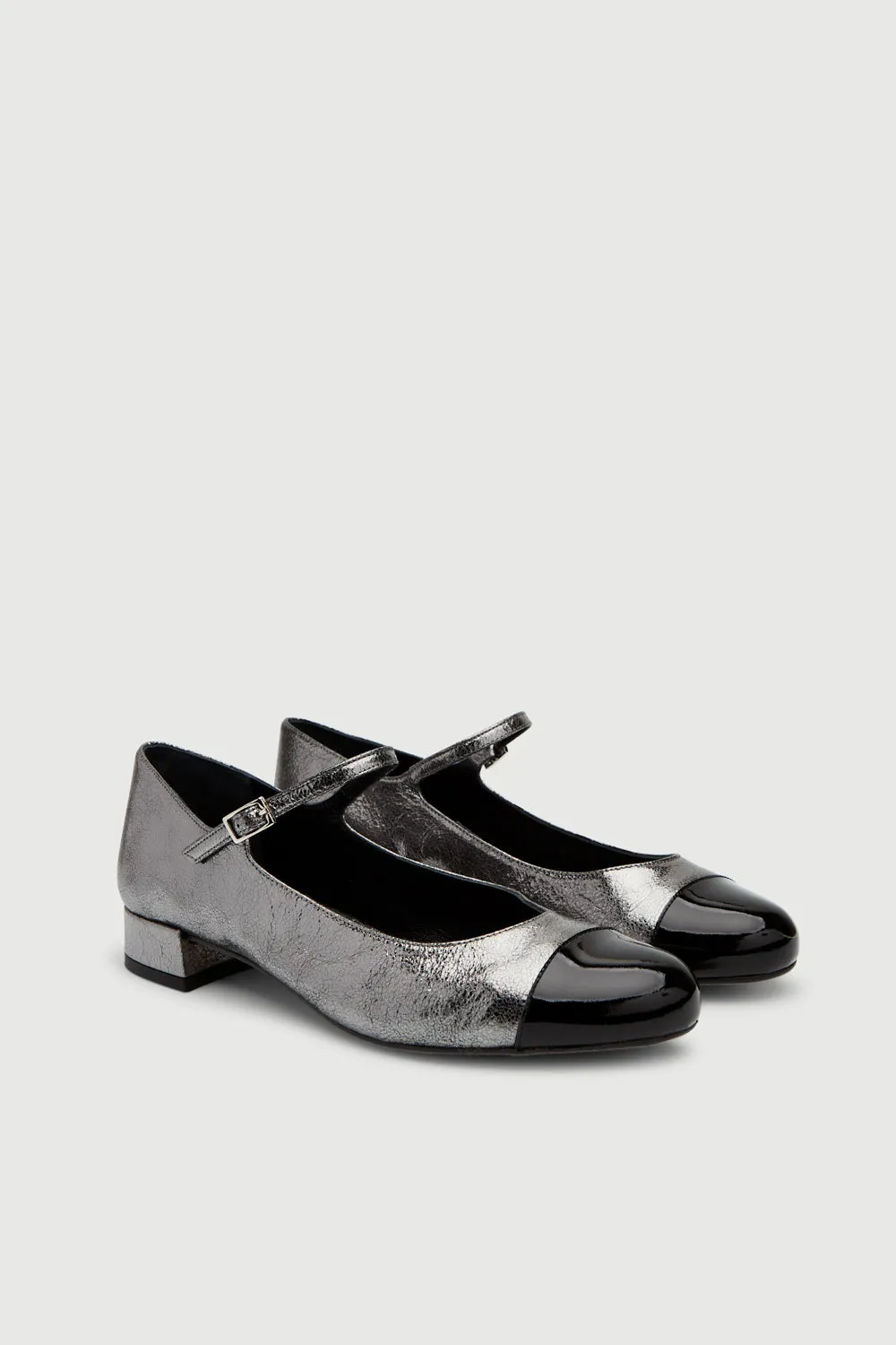 Lola Mary Janes in Charcoal-coloured Metallic Leather Closed back