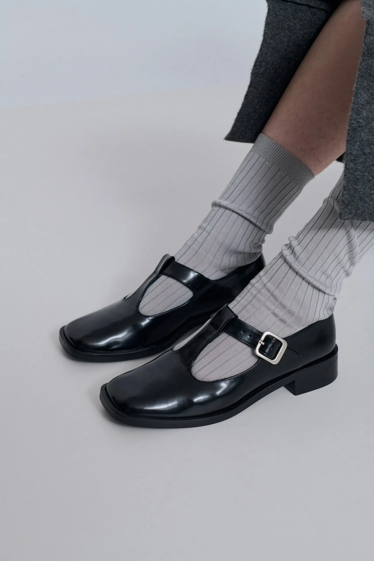 Lucy T-Bar in Black Leather Premium Comfort Easy Cushioning