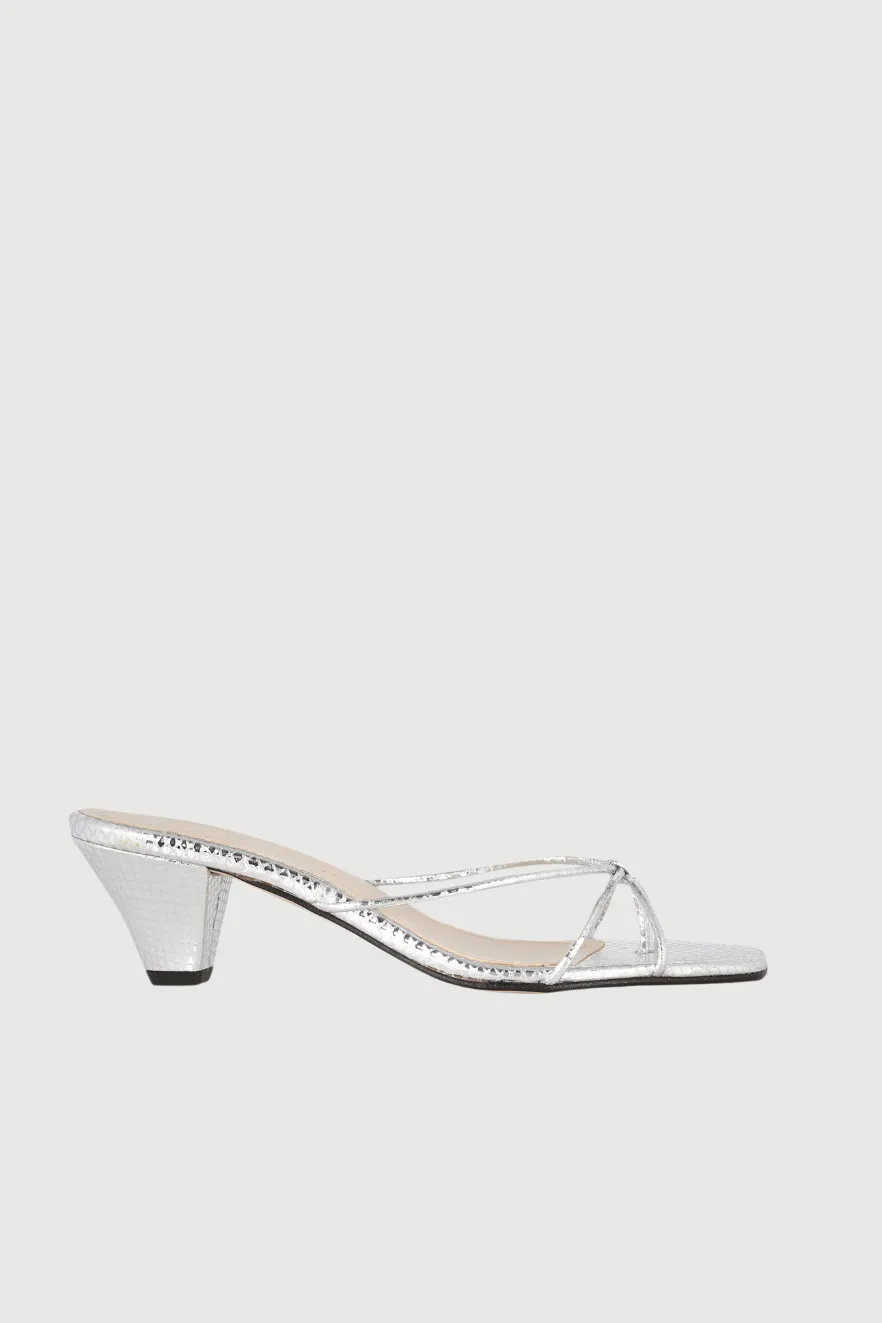 Lottie Sandals in Silver Leather Celebrate Day Fashionable Functional Shoes