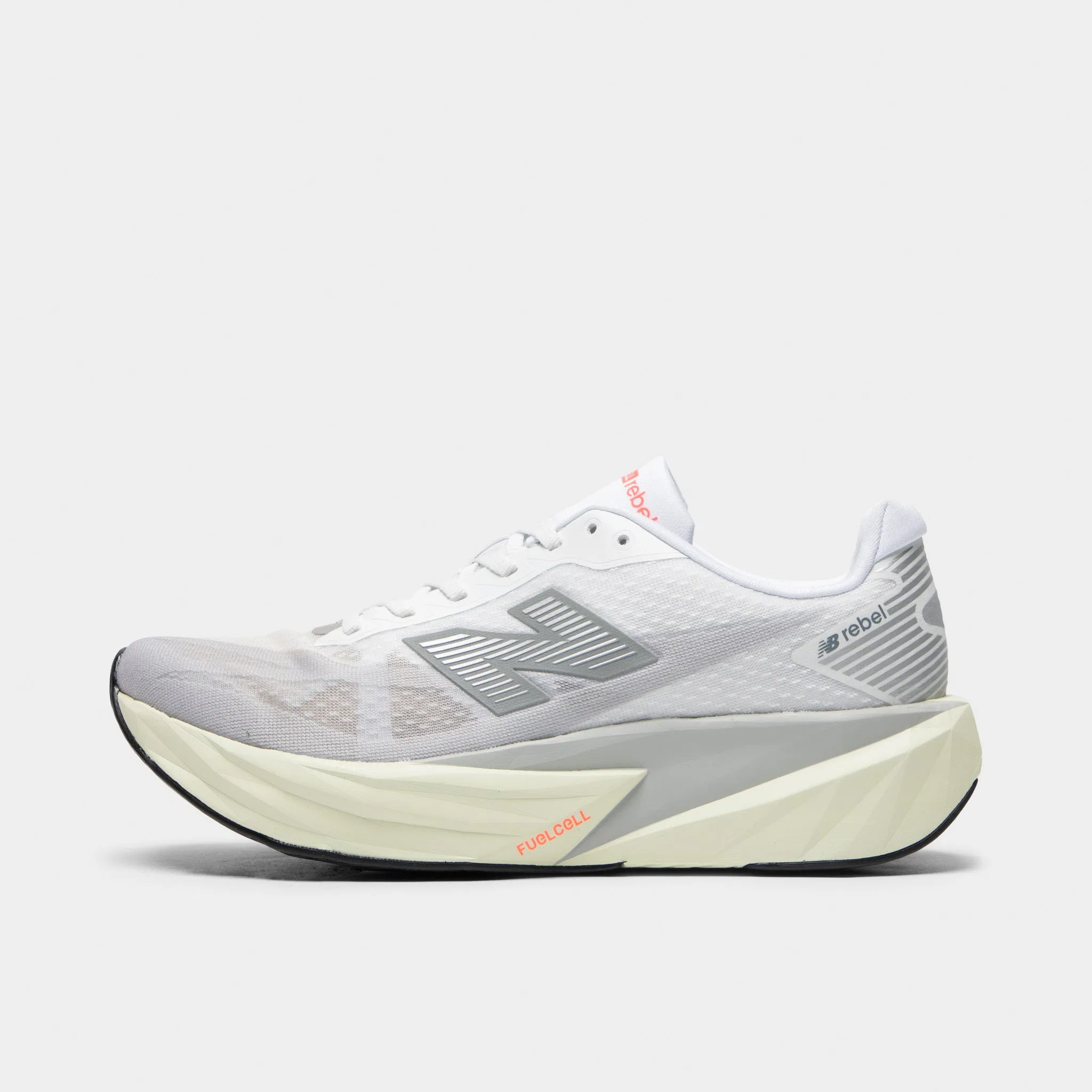 New Balance FuelCell Rebel v5 White / Grey Durable Form Balanced Drop Height