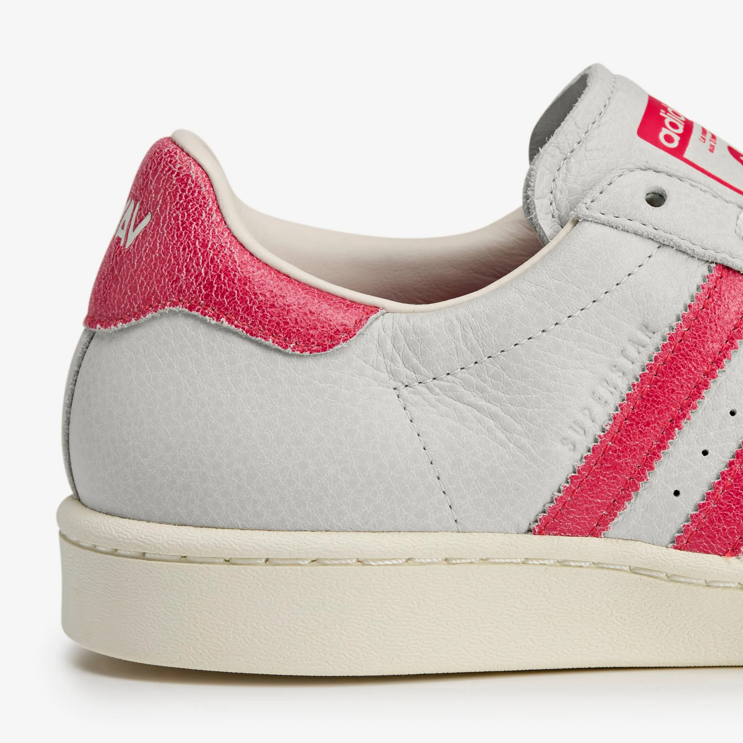 Wmns Superstar x Avavav Built-In Support