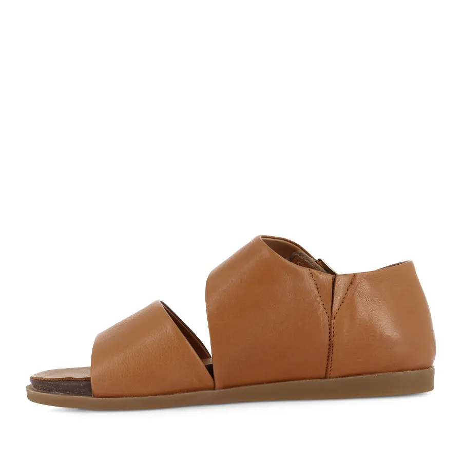 LUNA - COCONUT LEATHER Standout Look