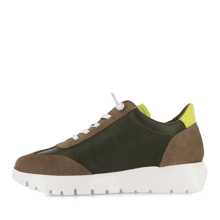 ANTONIA A-2476 - KHAKI/MULTI Unbeatable Traction Weather Friendly