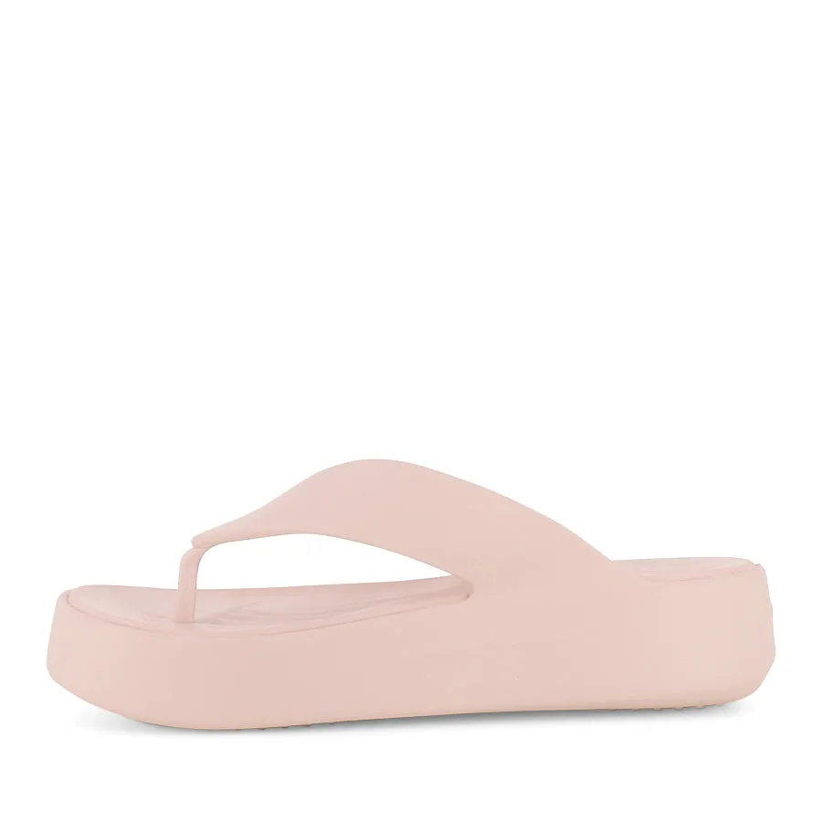 Trendy Vacation Sandals GETAWAY PLATFORM FLIP - QUARTZ