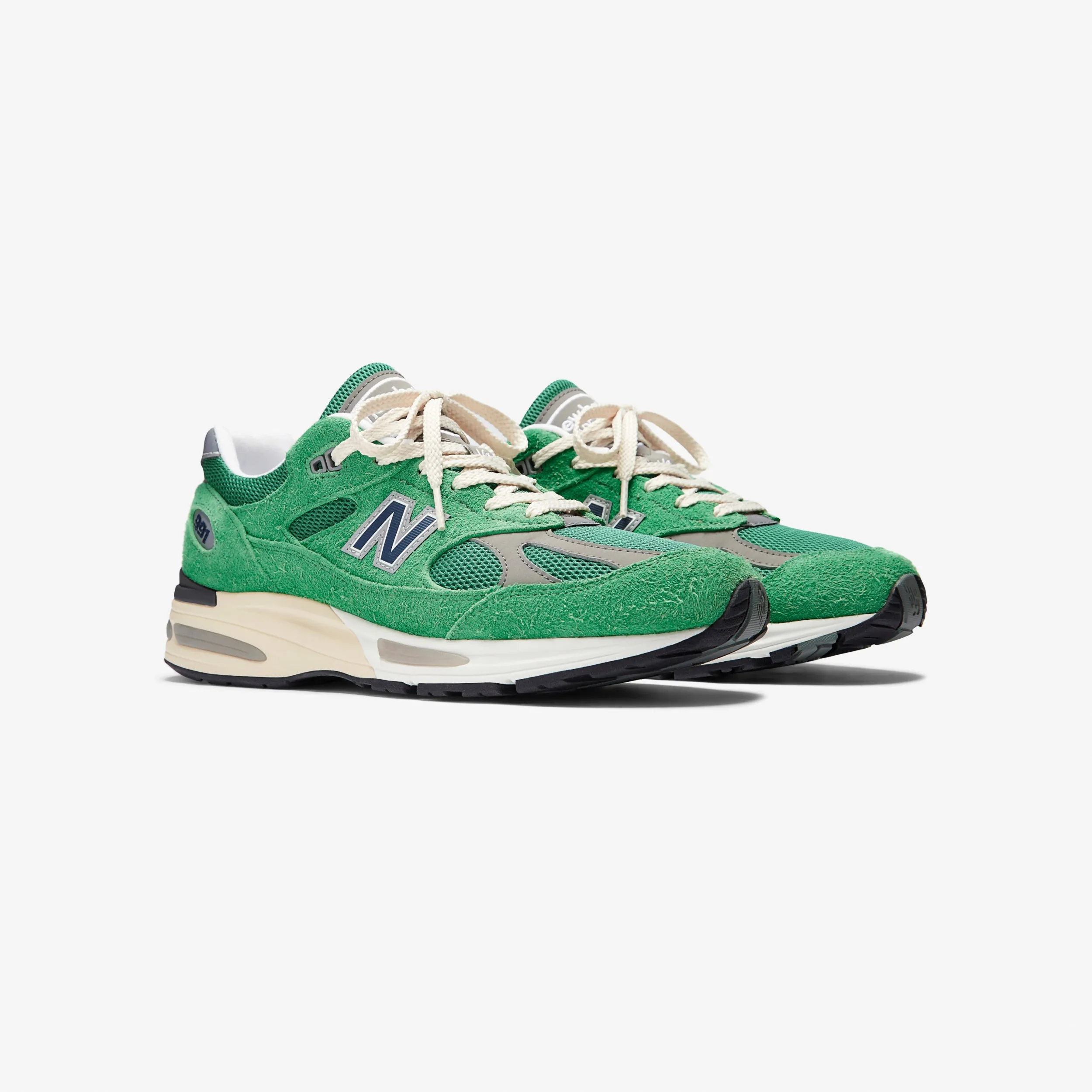 adults embossed Made in UK 991v2