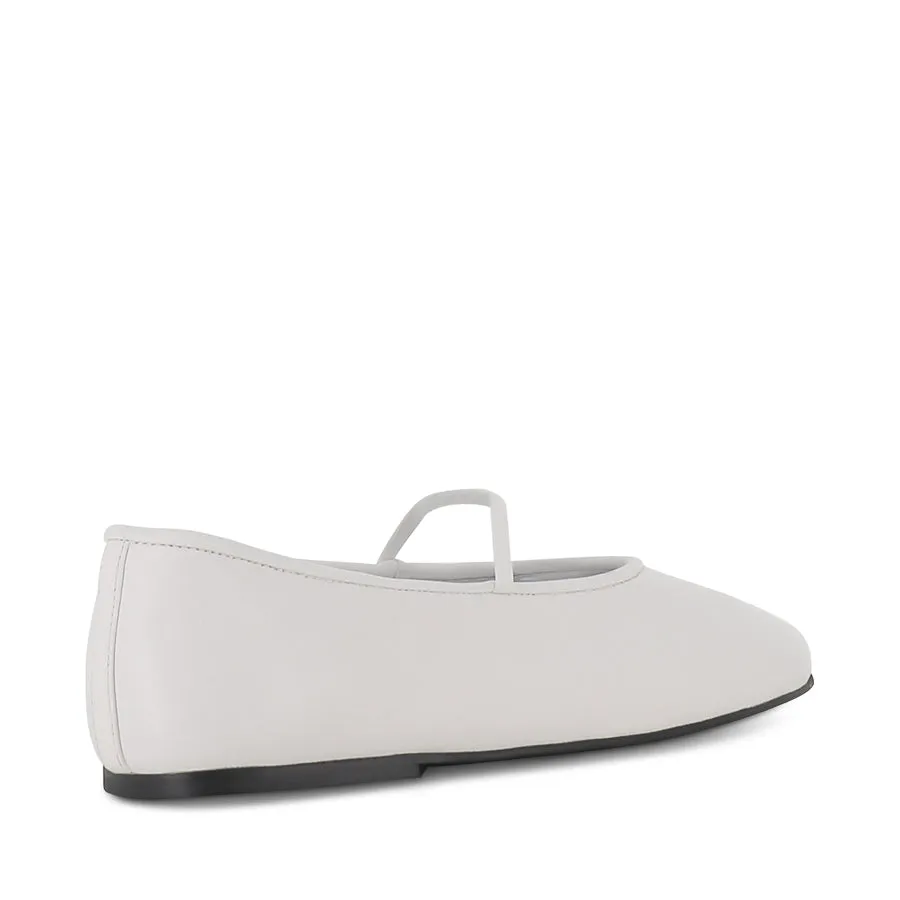 Park Mood Side Walk MARTINEZ - WHITE NAPPA