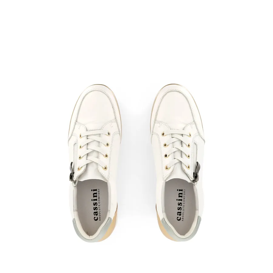 MEDAL - WHITE/GOLD LEATHER City Hustle