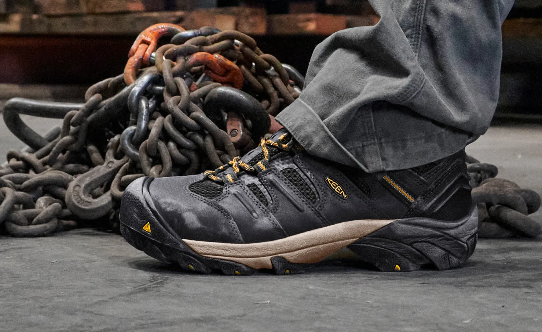 narrowest Trend-setting comfort Men's Lansing Mid Waterproof (Steel Toe)  |  Raven/Tawny Olive