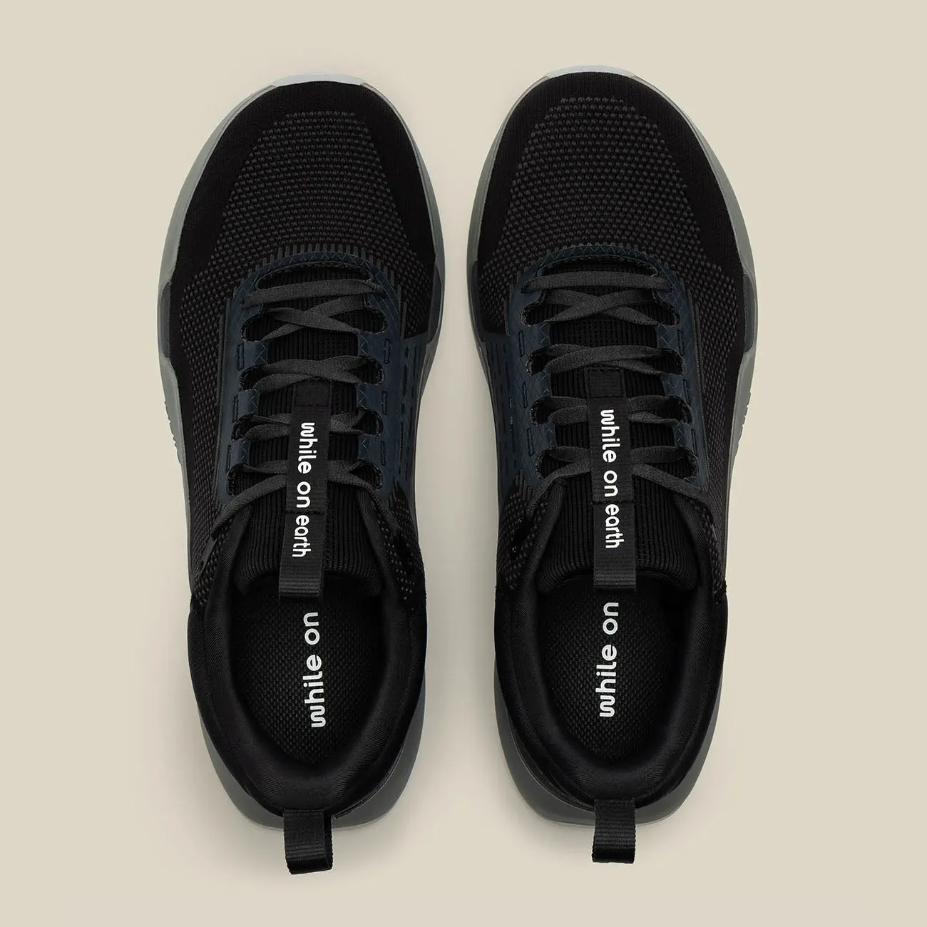 Luxurious Feel Men's While On Earth Move Trainer
