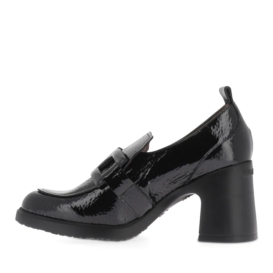 Cushioned MOLLY M-5502 - BLACK PATENT-BLACK SOLE