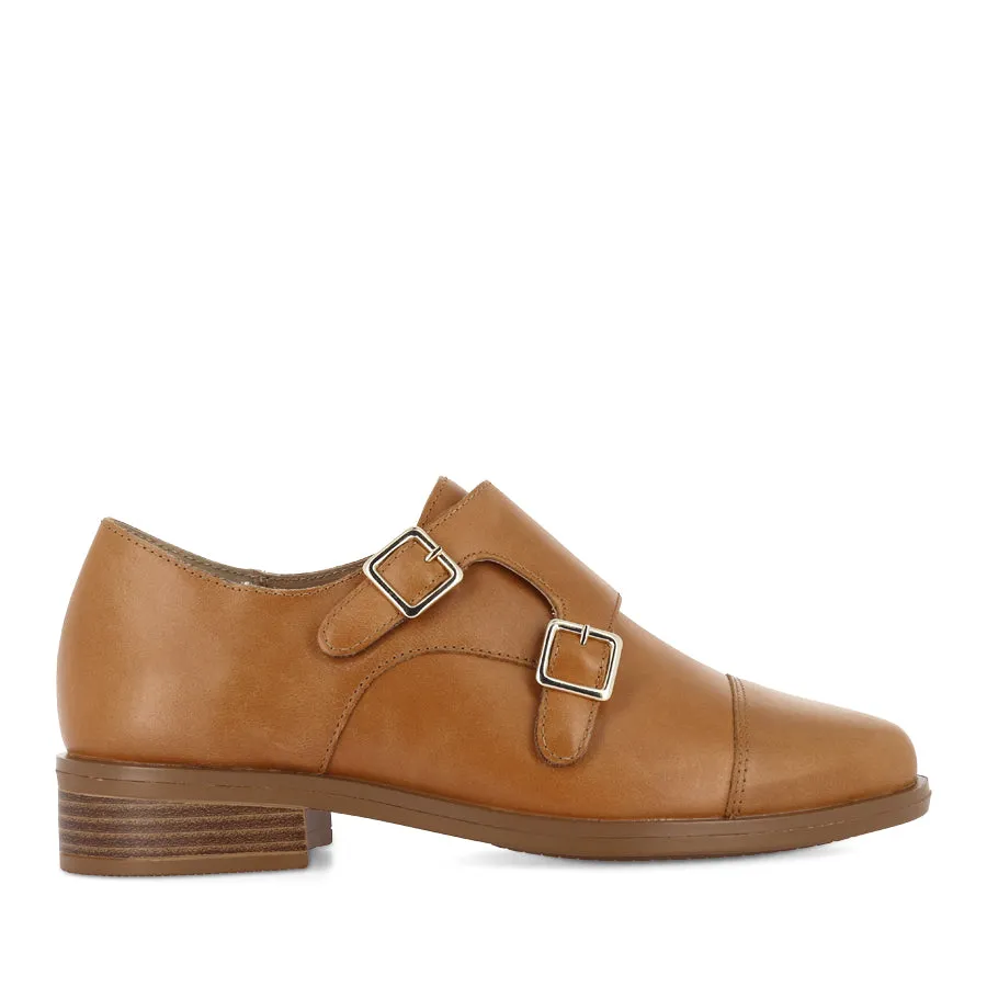 SENONA XF - TAN LEATHER Long Lasting Modern Twist