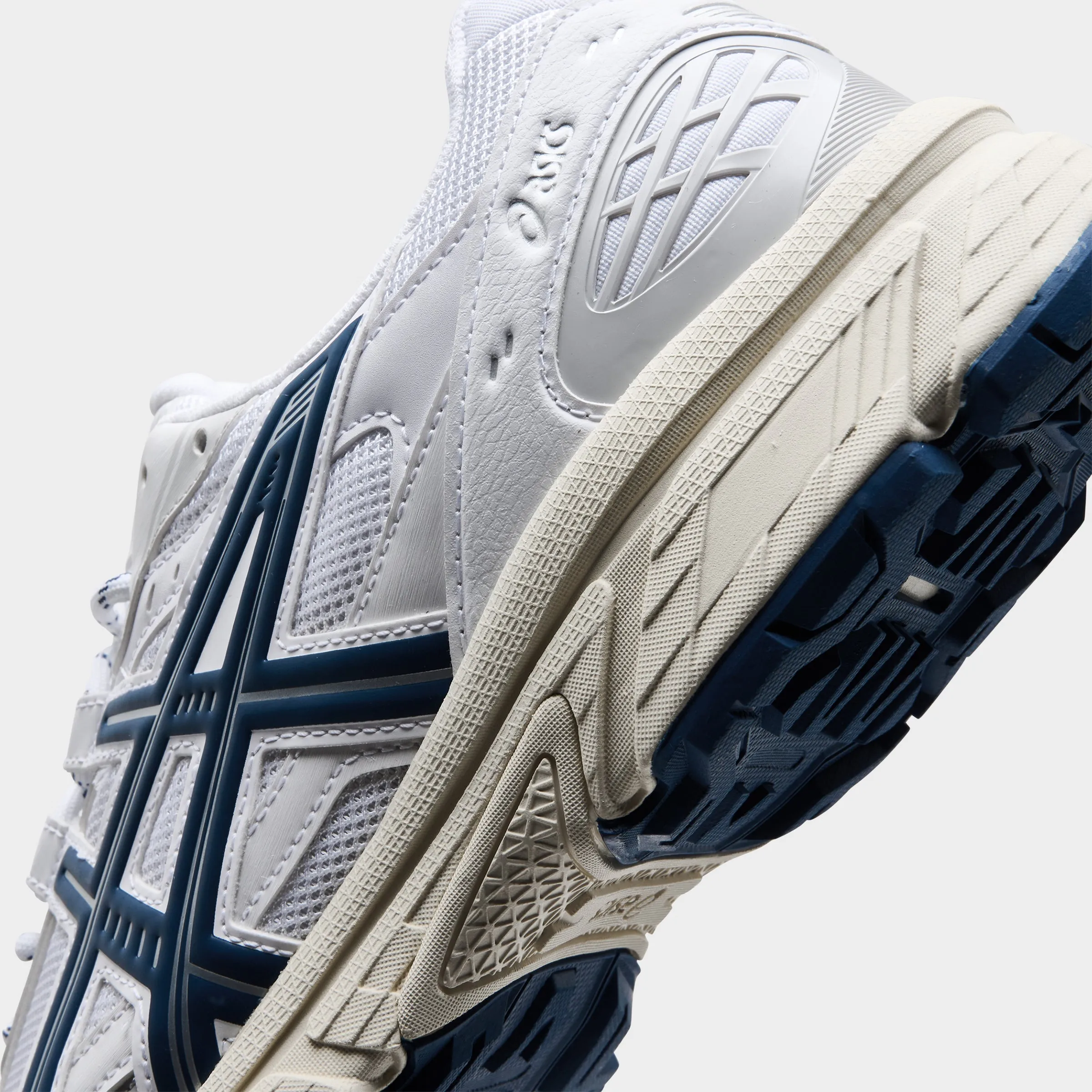 Asics Gel-Nunobiki White / Blue Foot Motion