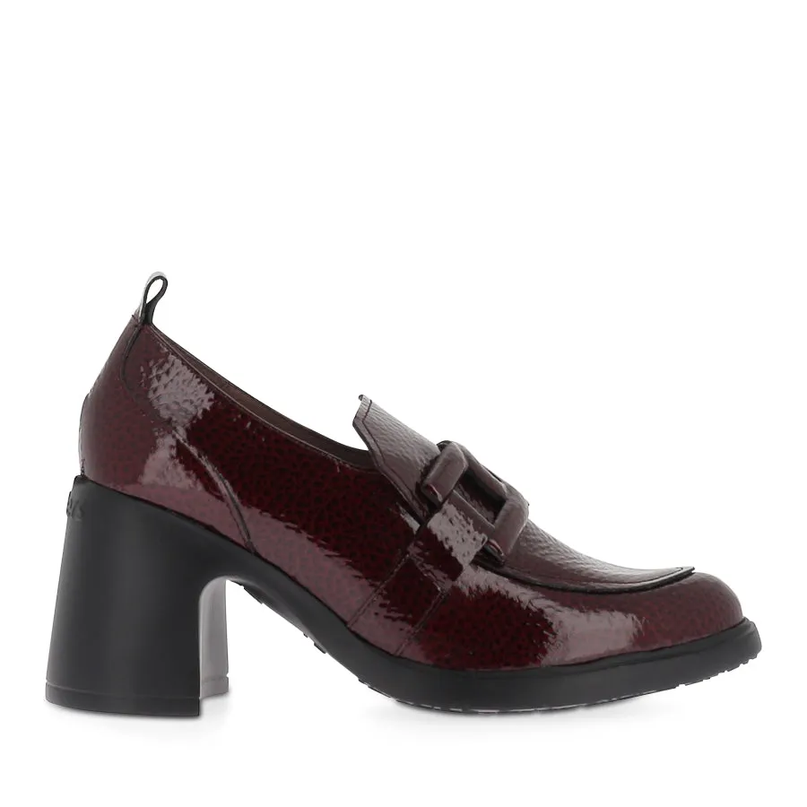 MOLLY M-5502 - VINO PATENT-BLACK SOLE Neat Path Bright Accents