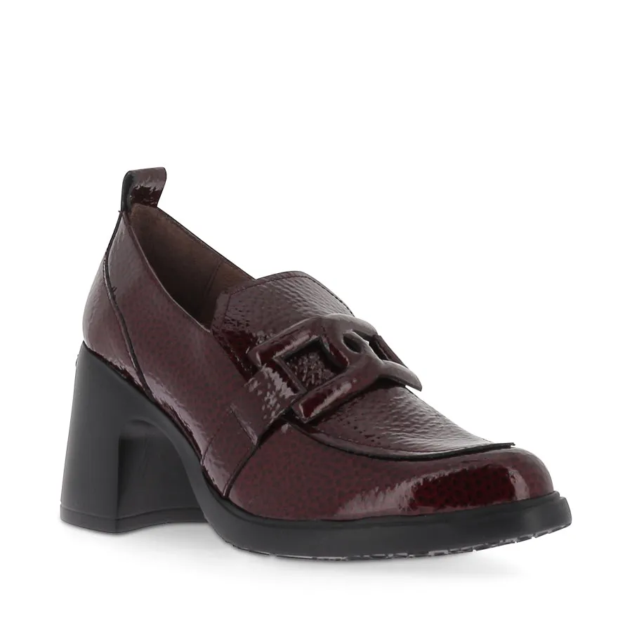 Beach Friendly MOLLY M-5502 - VINO PATENT-BLACK SOLE