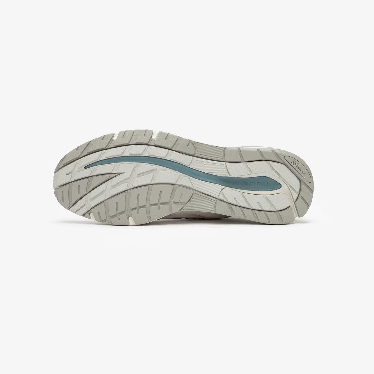 Trend-setting wear Multi-functional performance 991v2