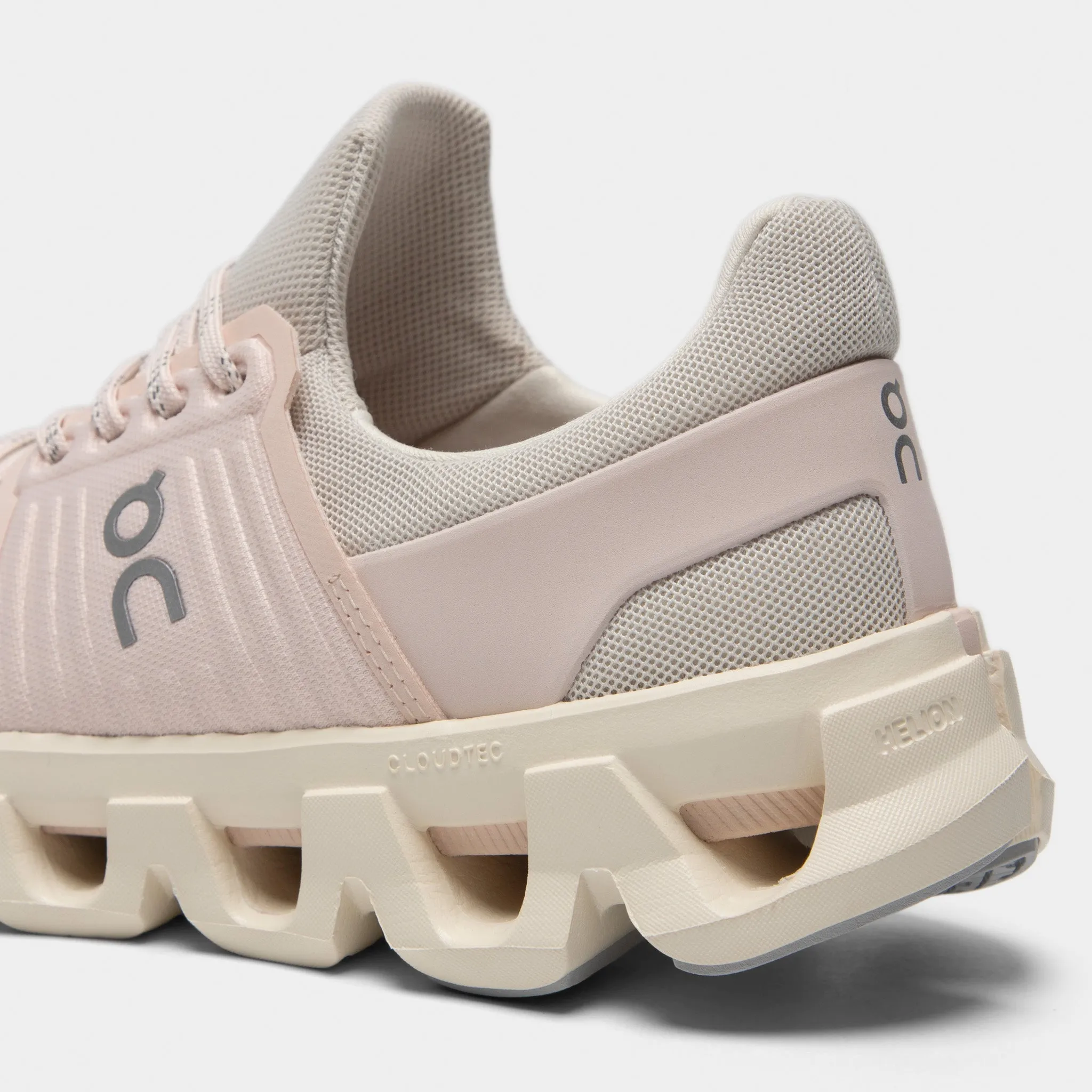 Urban Energy ZipUpClosure On JD Women's Cloudswift 4 Dew / Shell
