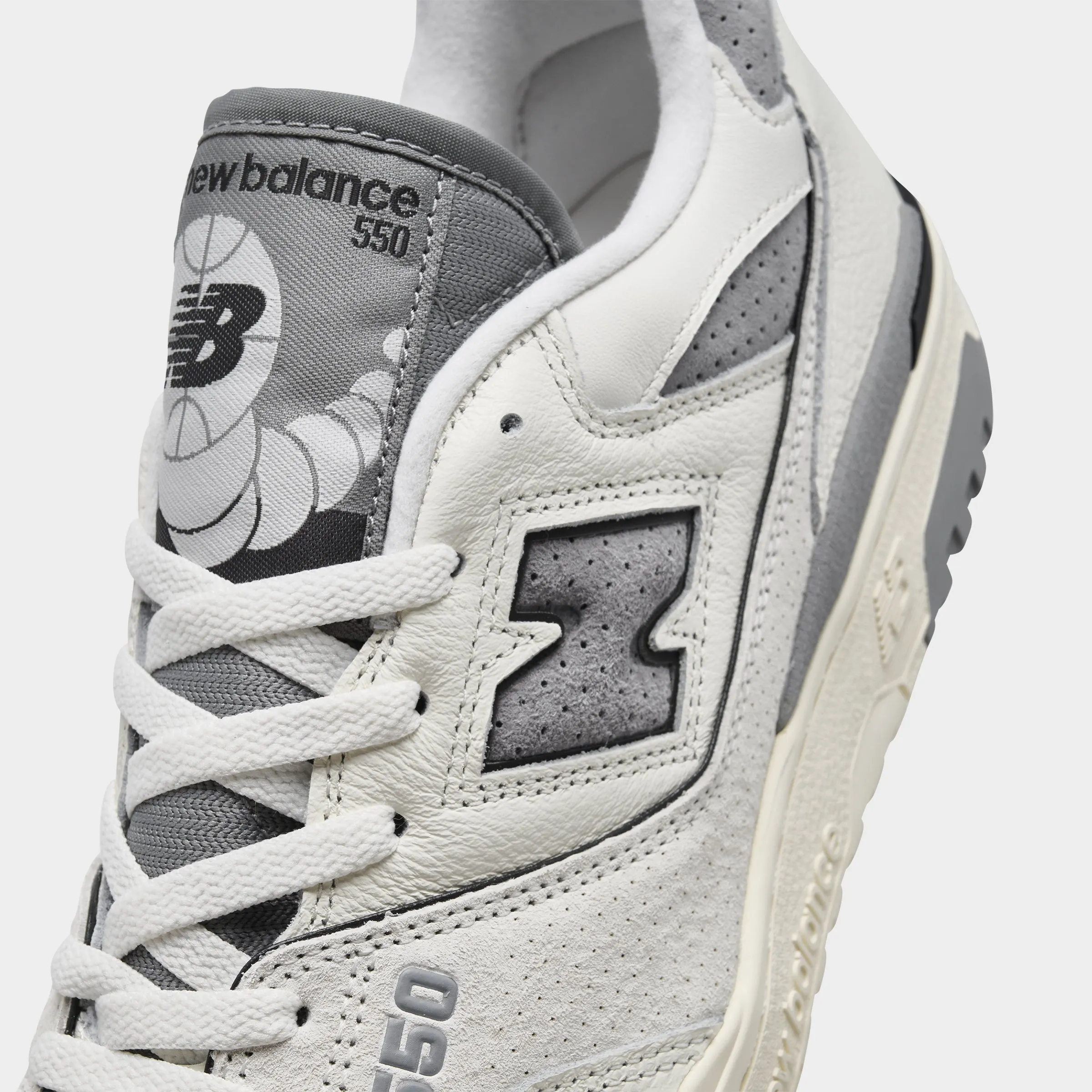 Arch Support System Responsive Forefoot Cage New Balance 550 Sea Salt / Slate Grey