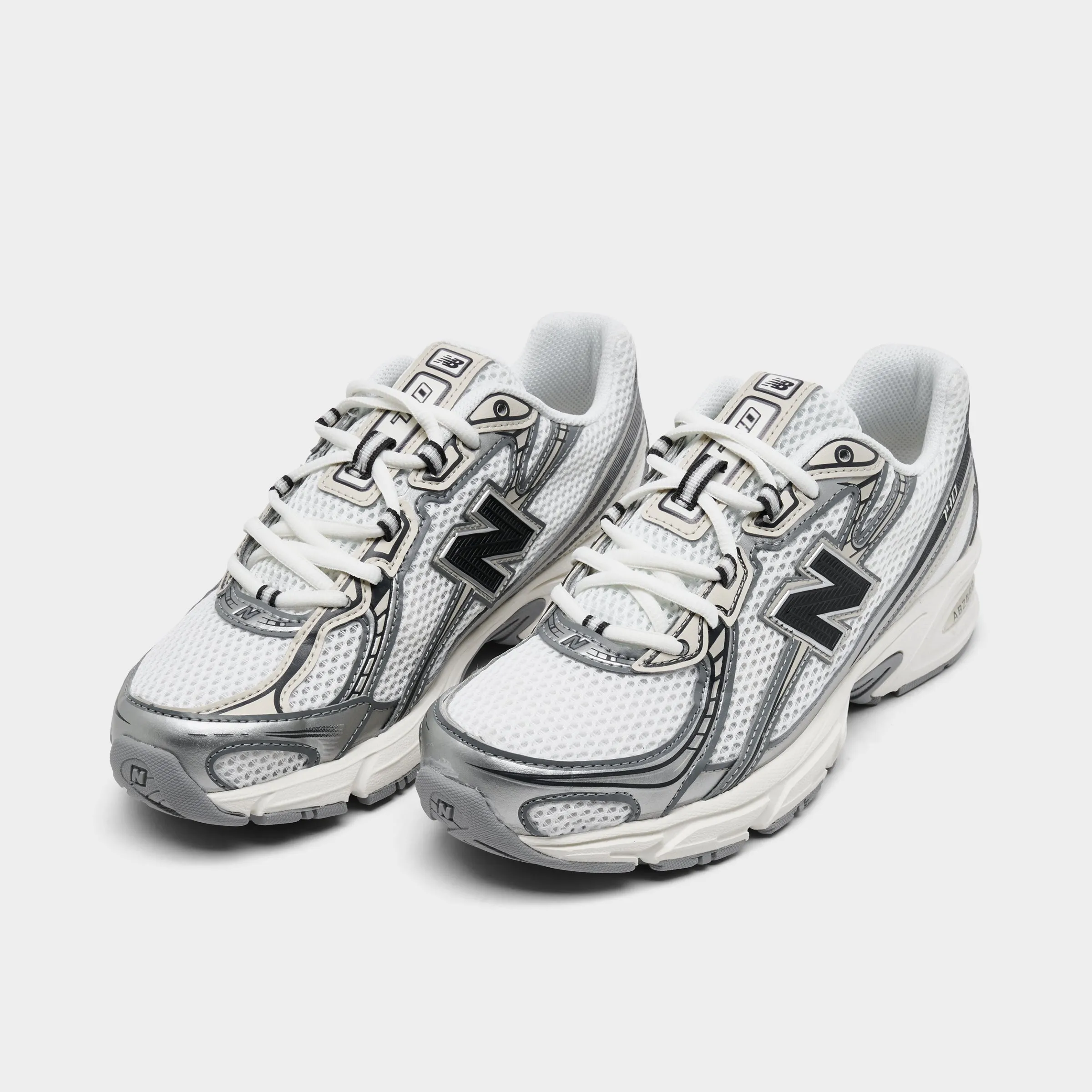 New Balance 740 Linen / Timberwolf Canvas Fabric Clean Stitching