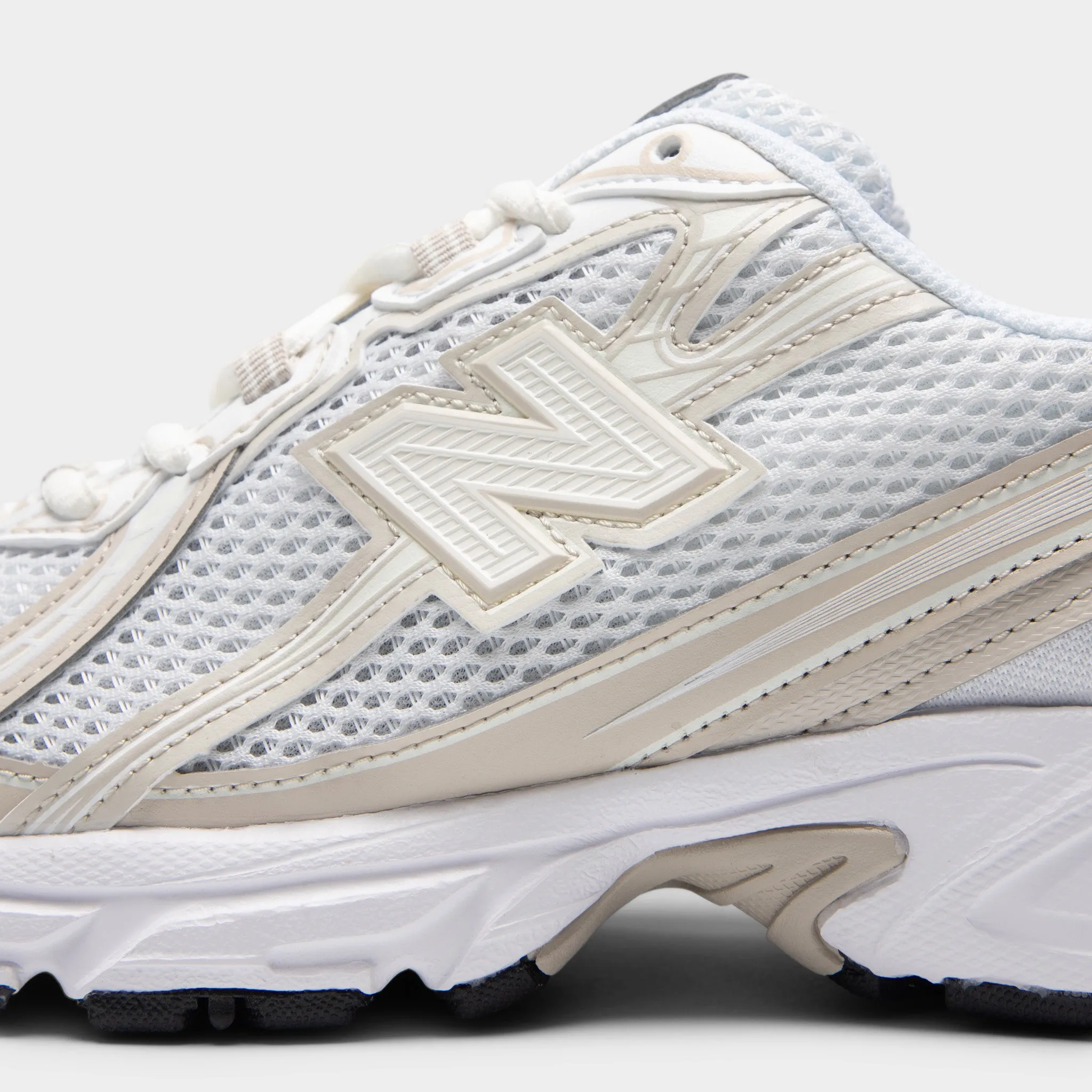 Non Slip Lacing System Gym suitable New Balance 740 Sea Salt / Timberwolf