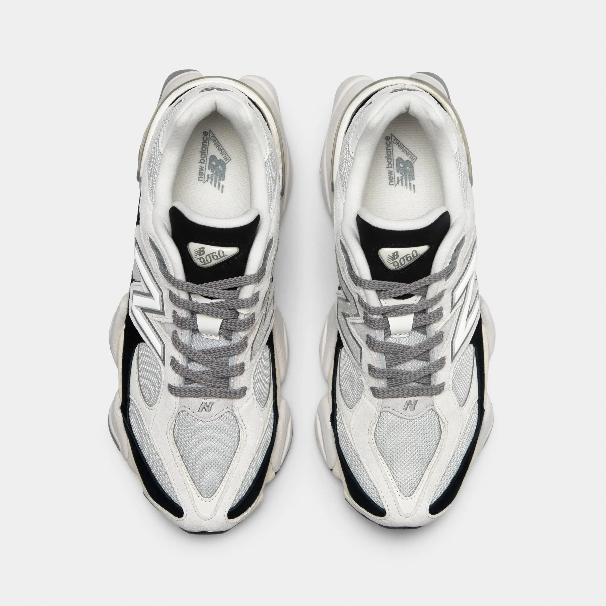 Quick Change Superior Look New Balance 9060 Black / Reflection