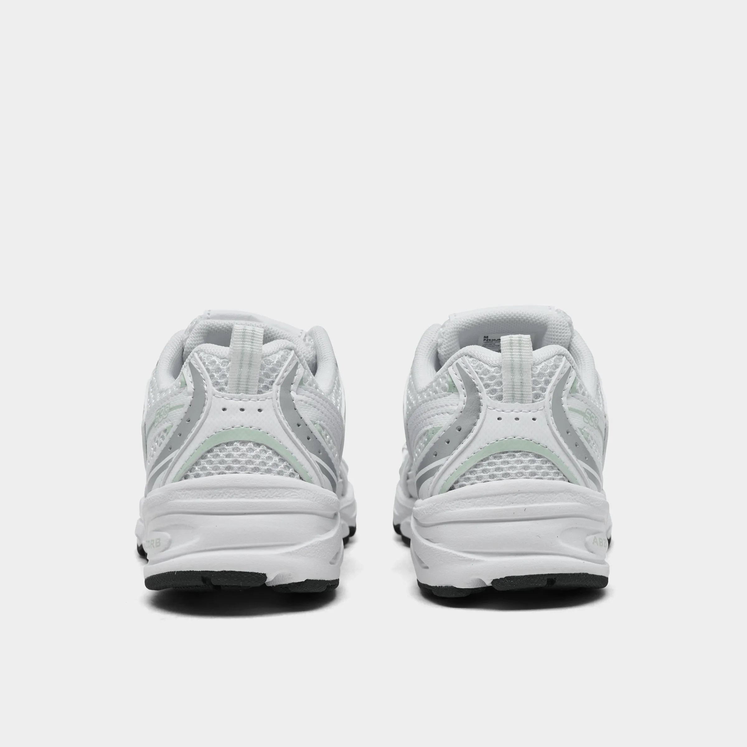New Balance Children's 530 White / Silver All-purpose fit