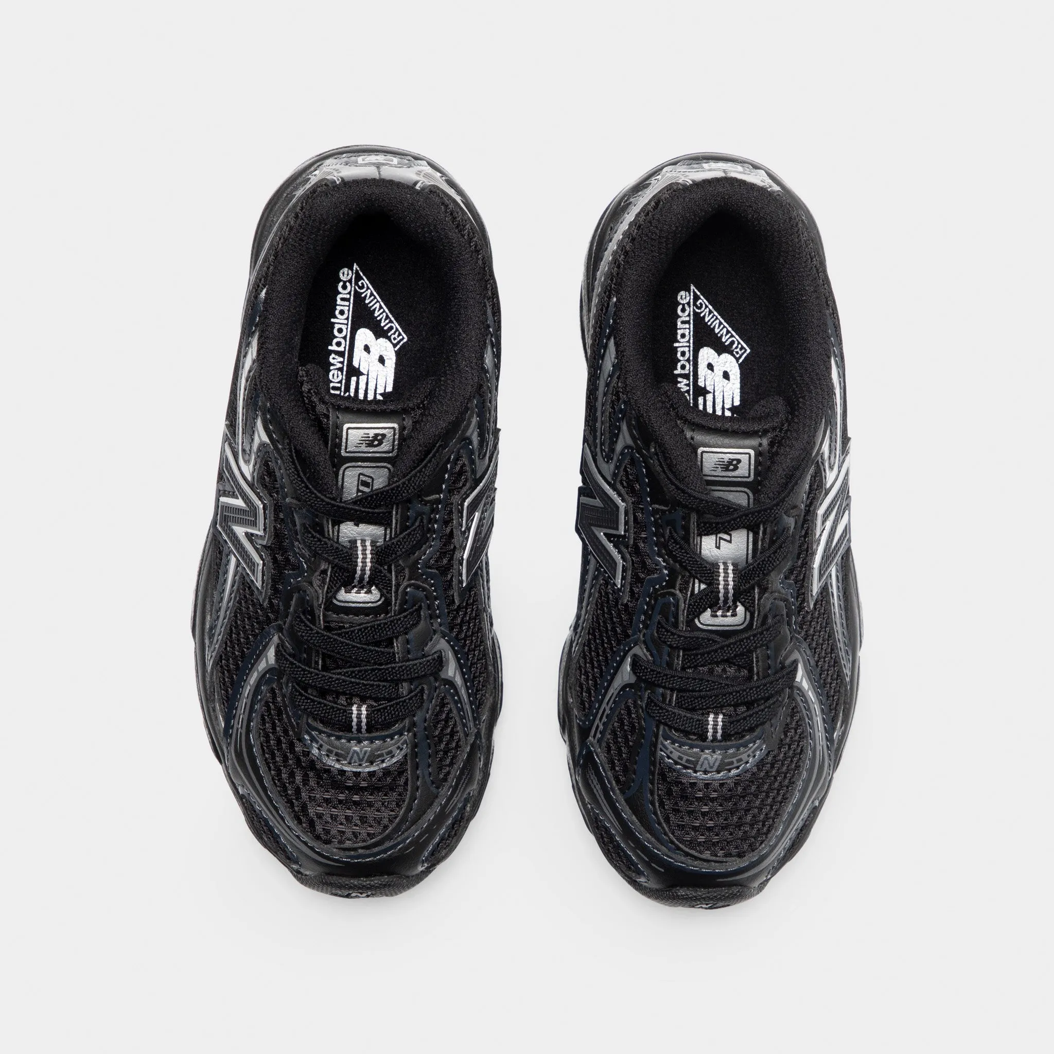 New Balance Children's 740 Black / Silver Metallic Ultra Responsive Cushion
