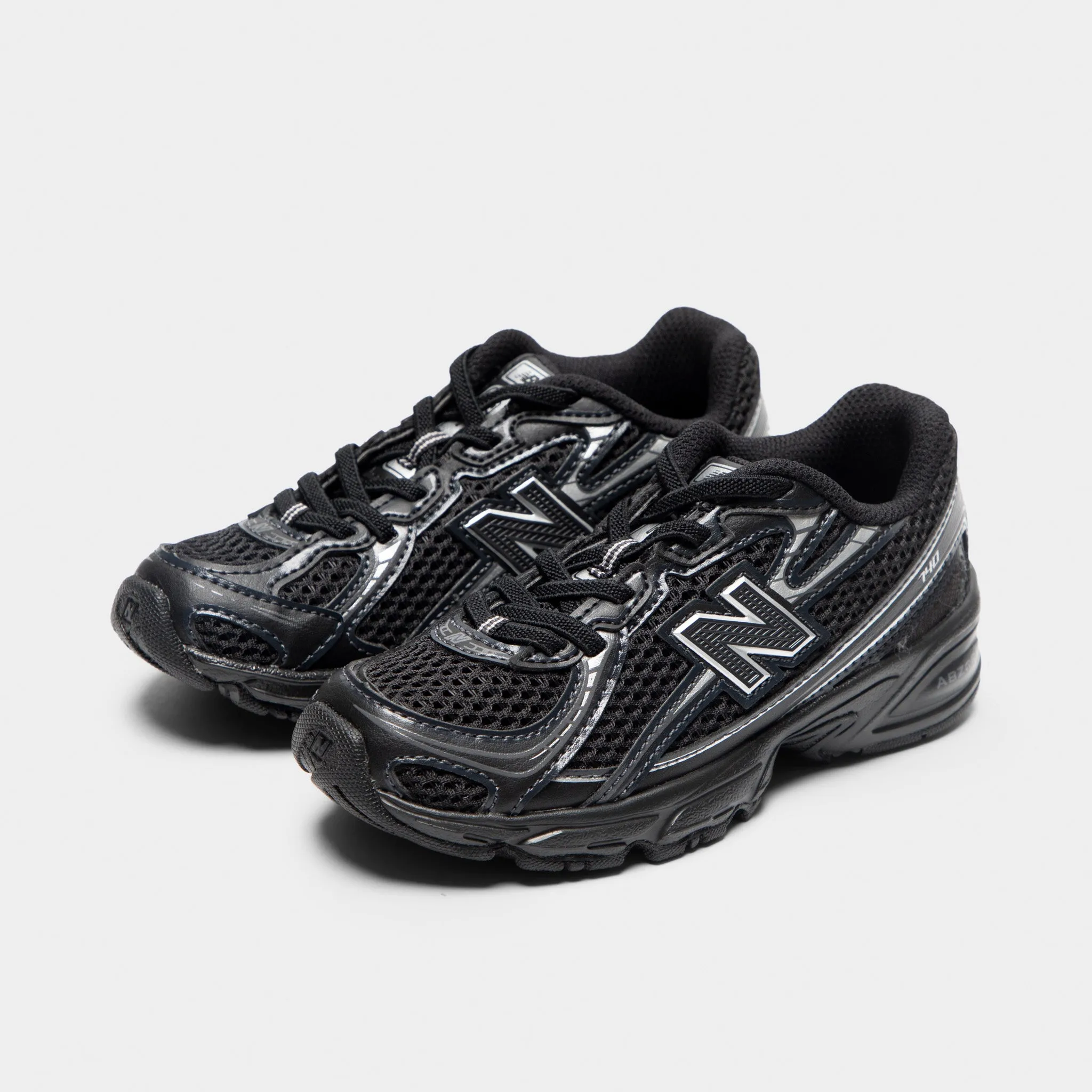 New Balance Children's 740 Black / Silver Metallic Sneaker Innovation