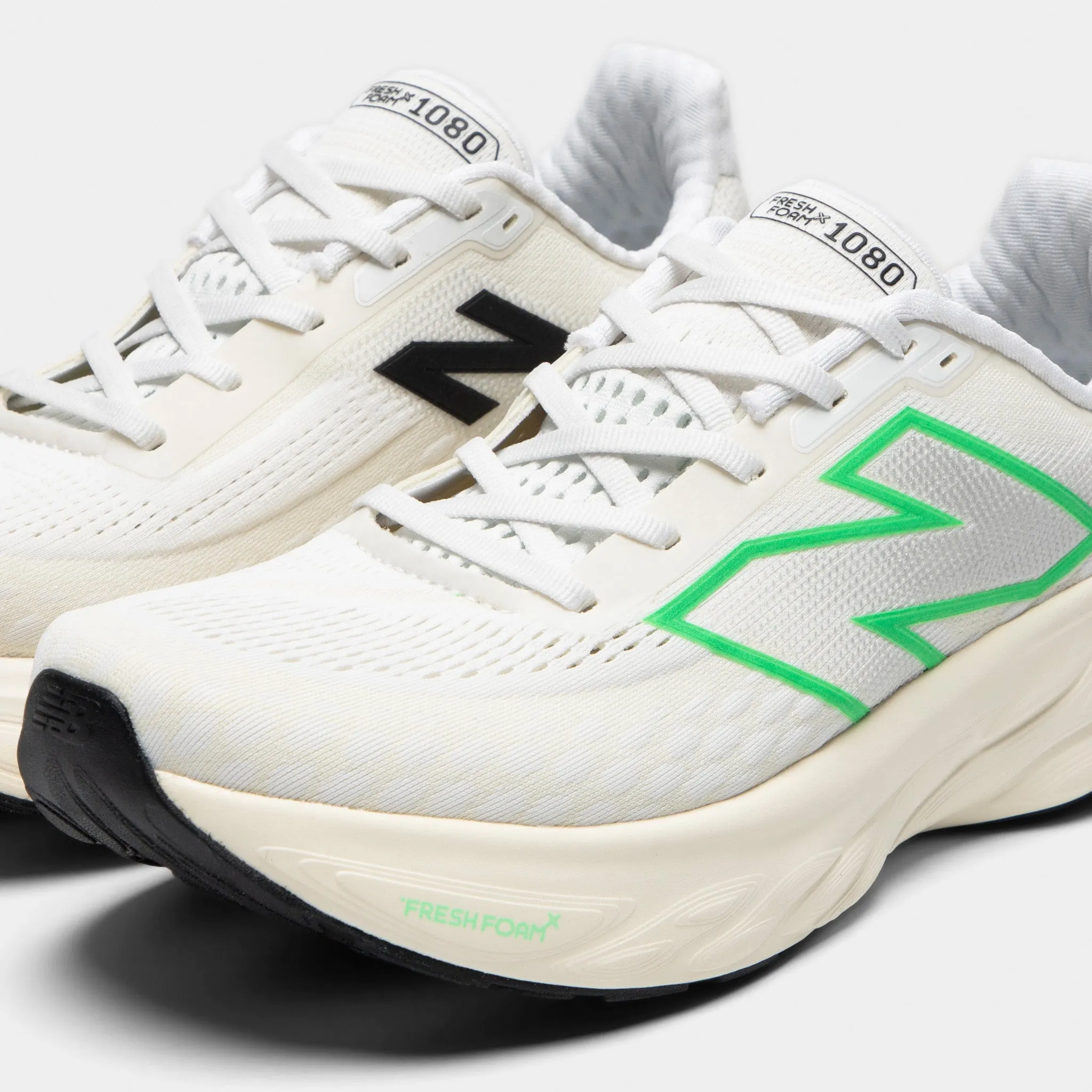 New Balance Fresh Foam 1080v14 White / Lime Leaf All-weather shock absorption Step Control