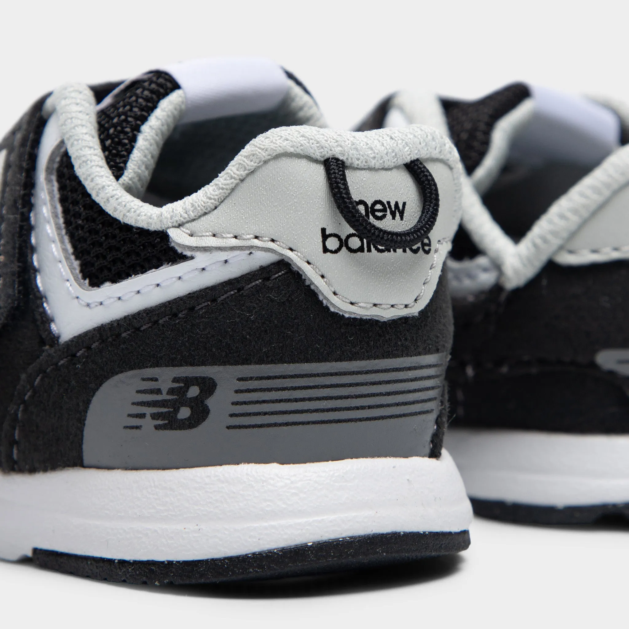 New Balance Infants' 574 Black / White Trendy sneakers