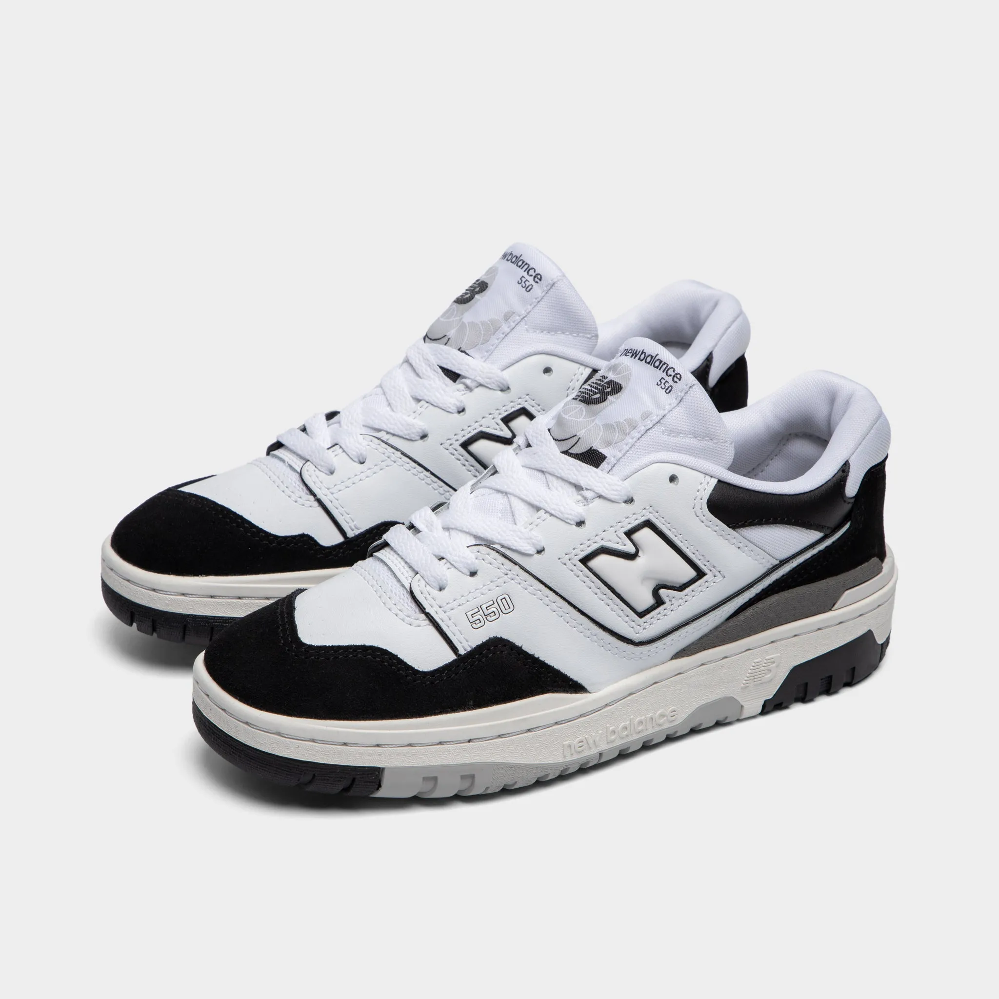 Stretchable Fabric Traction Control New Balance Junior Boys' GSB550CA White / Black