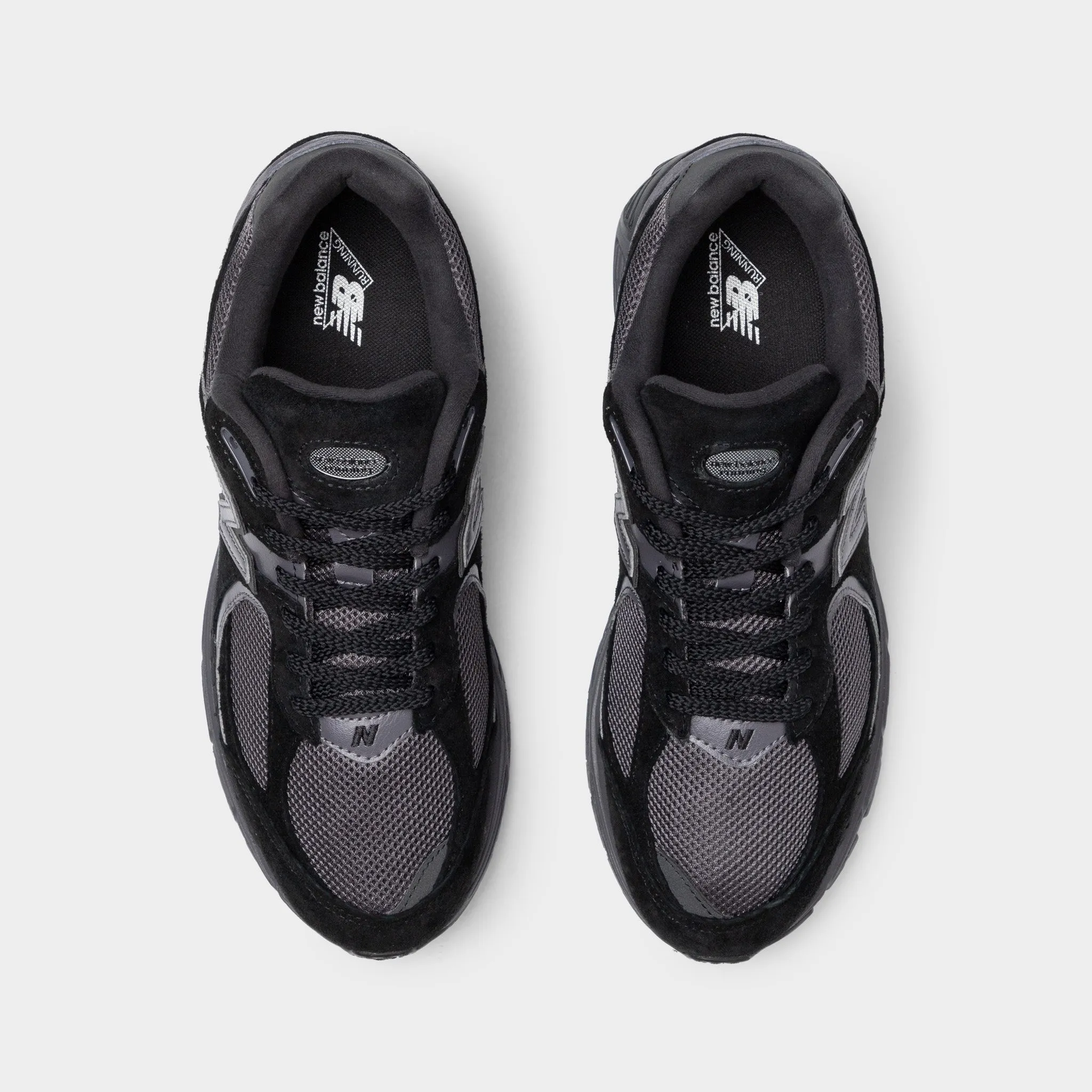 Comfortable Inner Lining Low Bounce New Balance M2002RBL Black / Black
