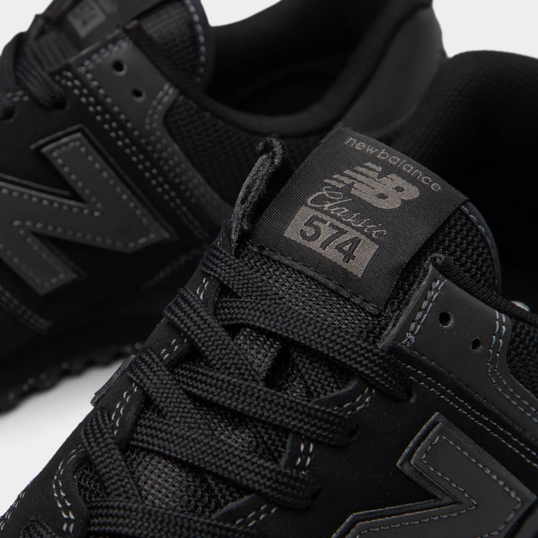 futuristic New Balance ML574EVE / Black