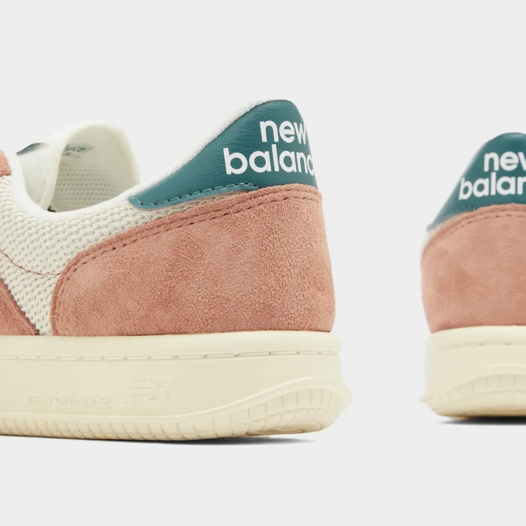 Synthetic Finish New Balance T500 Brown / Tan - Green