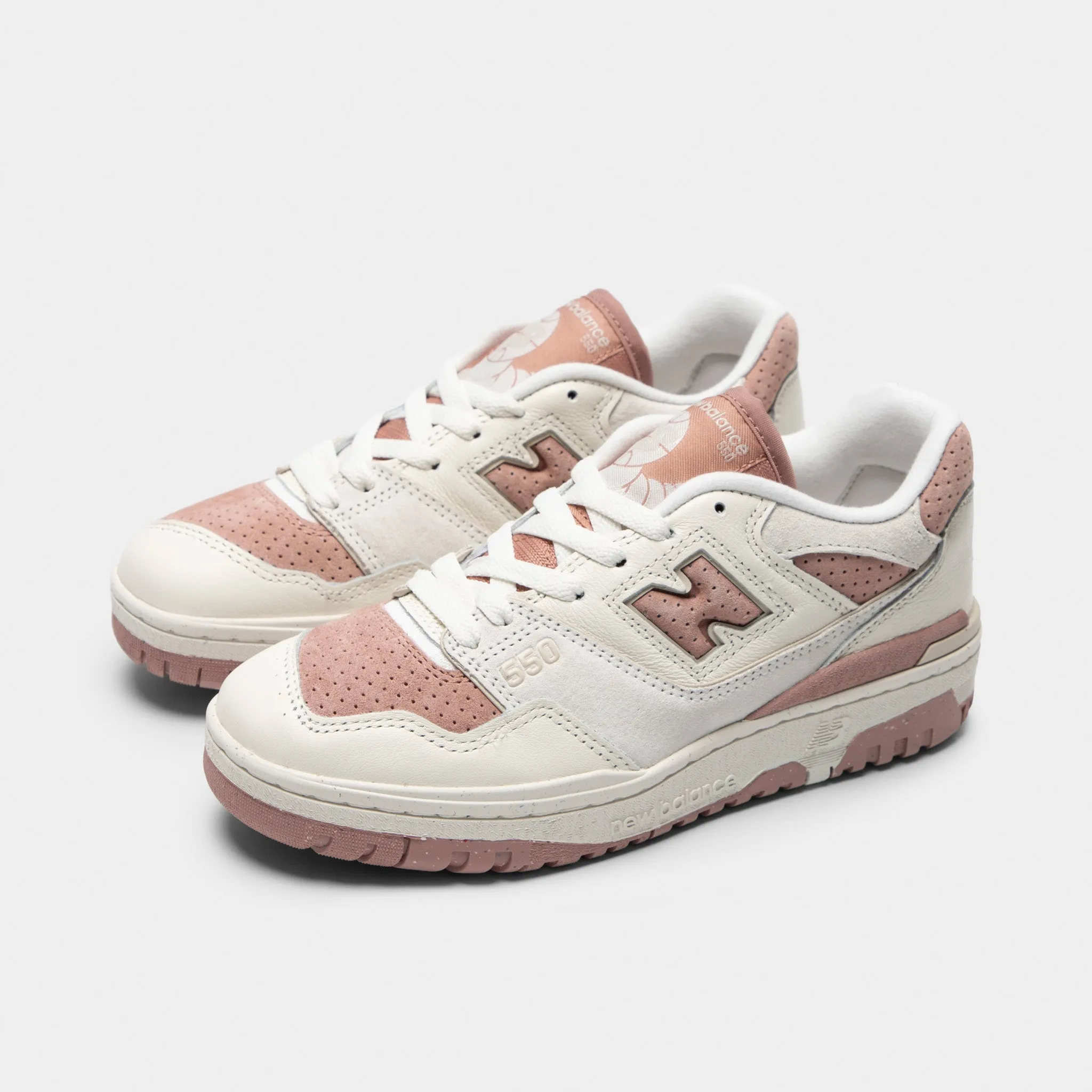 Proprioceptive Feedback Anti Fatigue Technology New Balance Women's 550 Sea Salt / Landslide