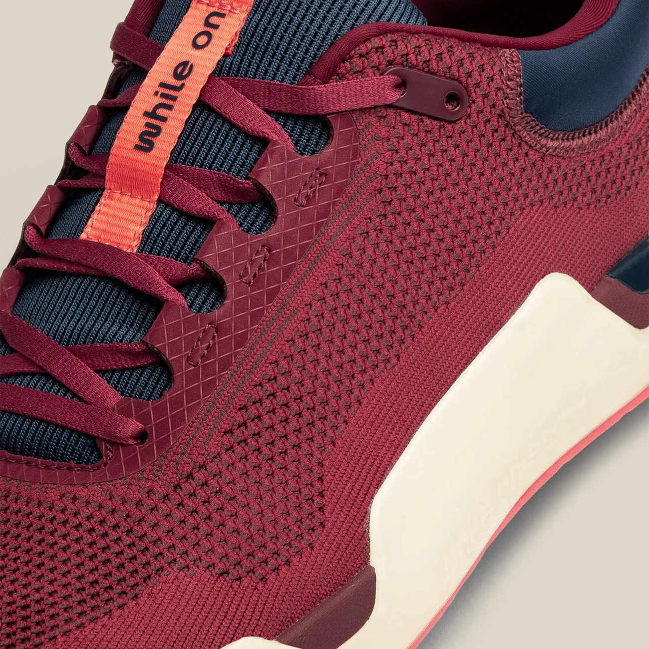 Men's While On Earth Move Trainer weekenders