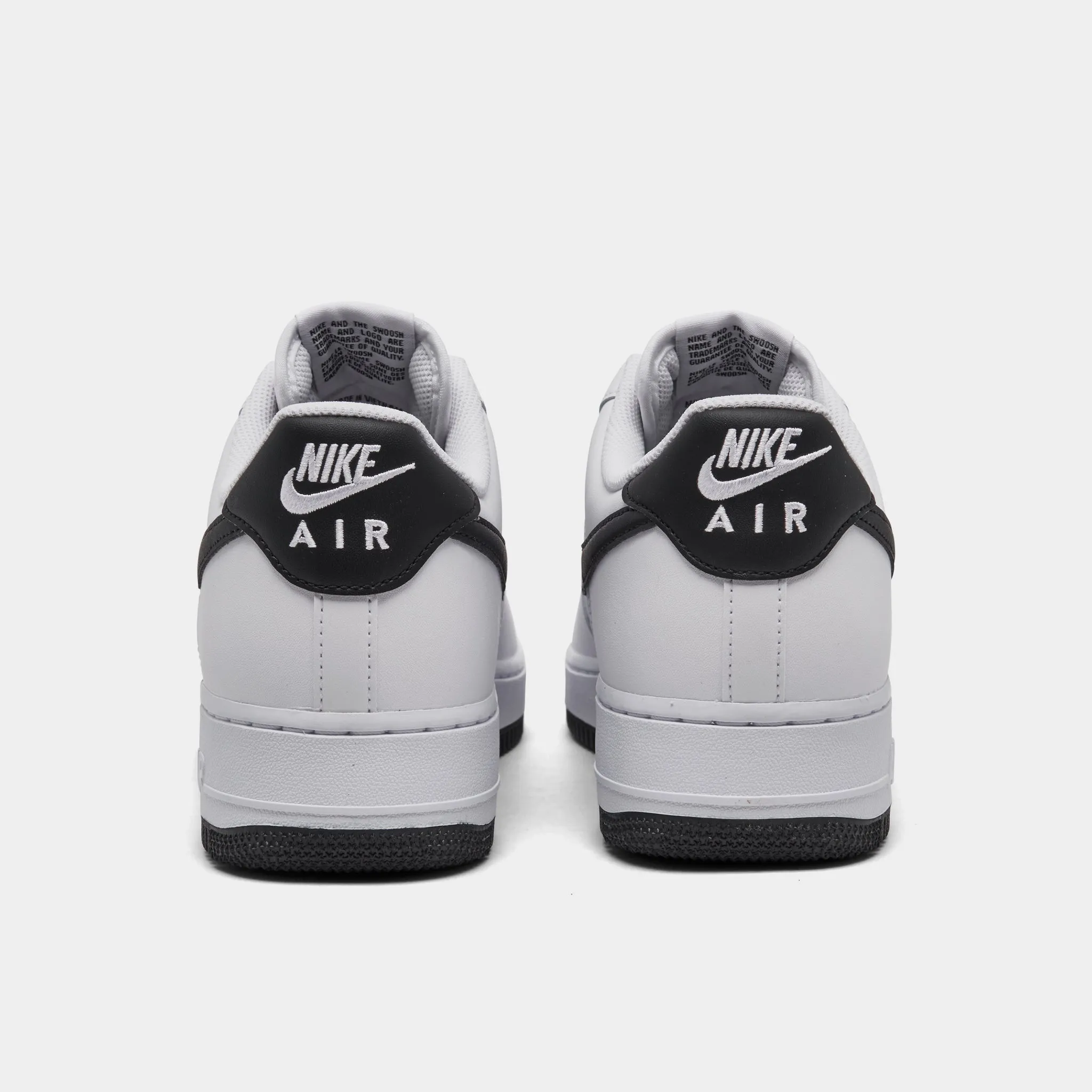 Relaxed Fit Versatile Usage Nike Air Force 1 '07 White / Black - White