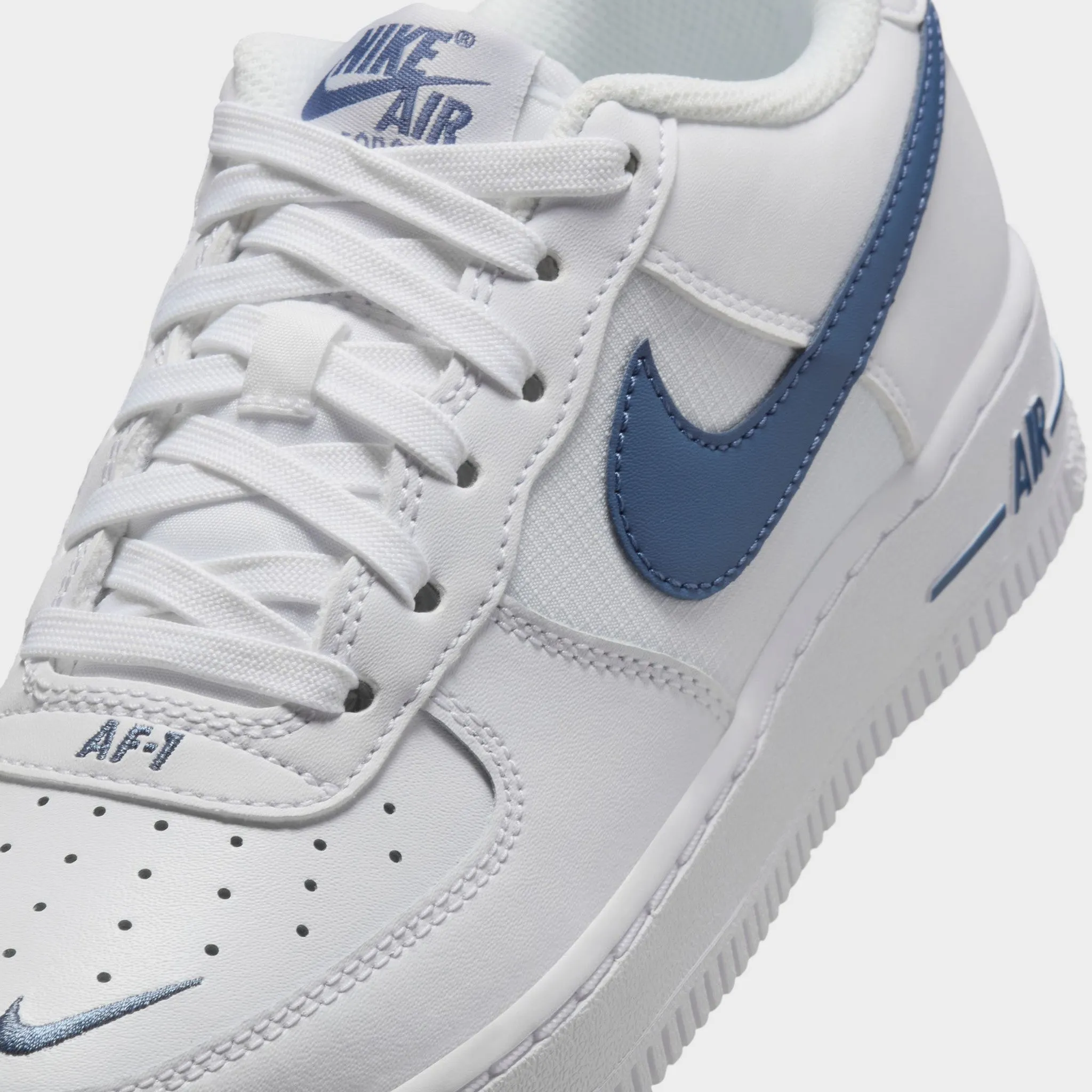Long-Distance Walking Adaptive Lacing Technology Nike Air Force 1 GS White / Diffused Blue