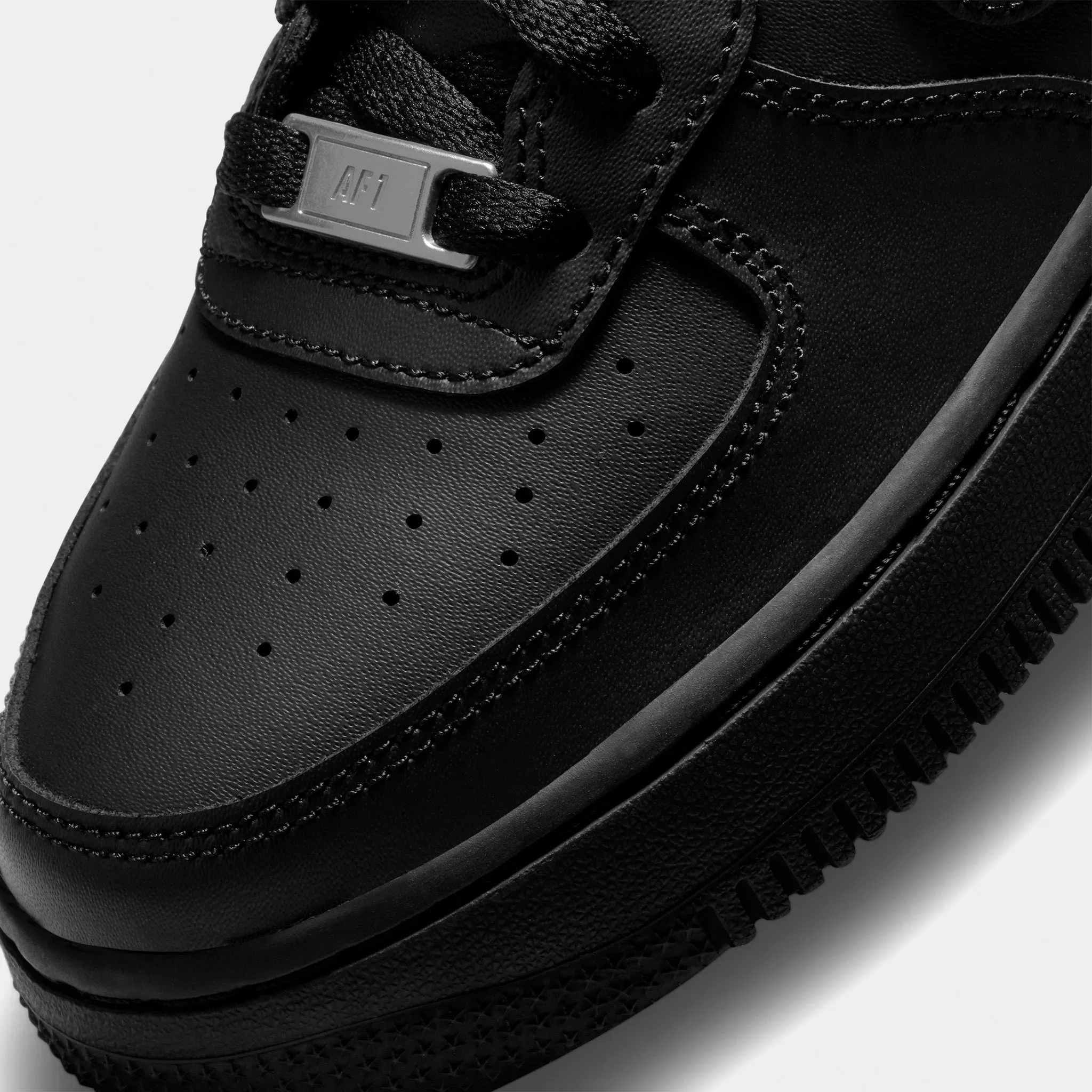Cushioned traction suitable for formal wear Nike Air Force 1 LE GS Black / Black
