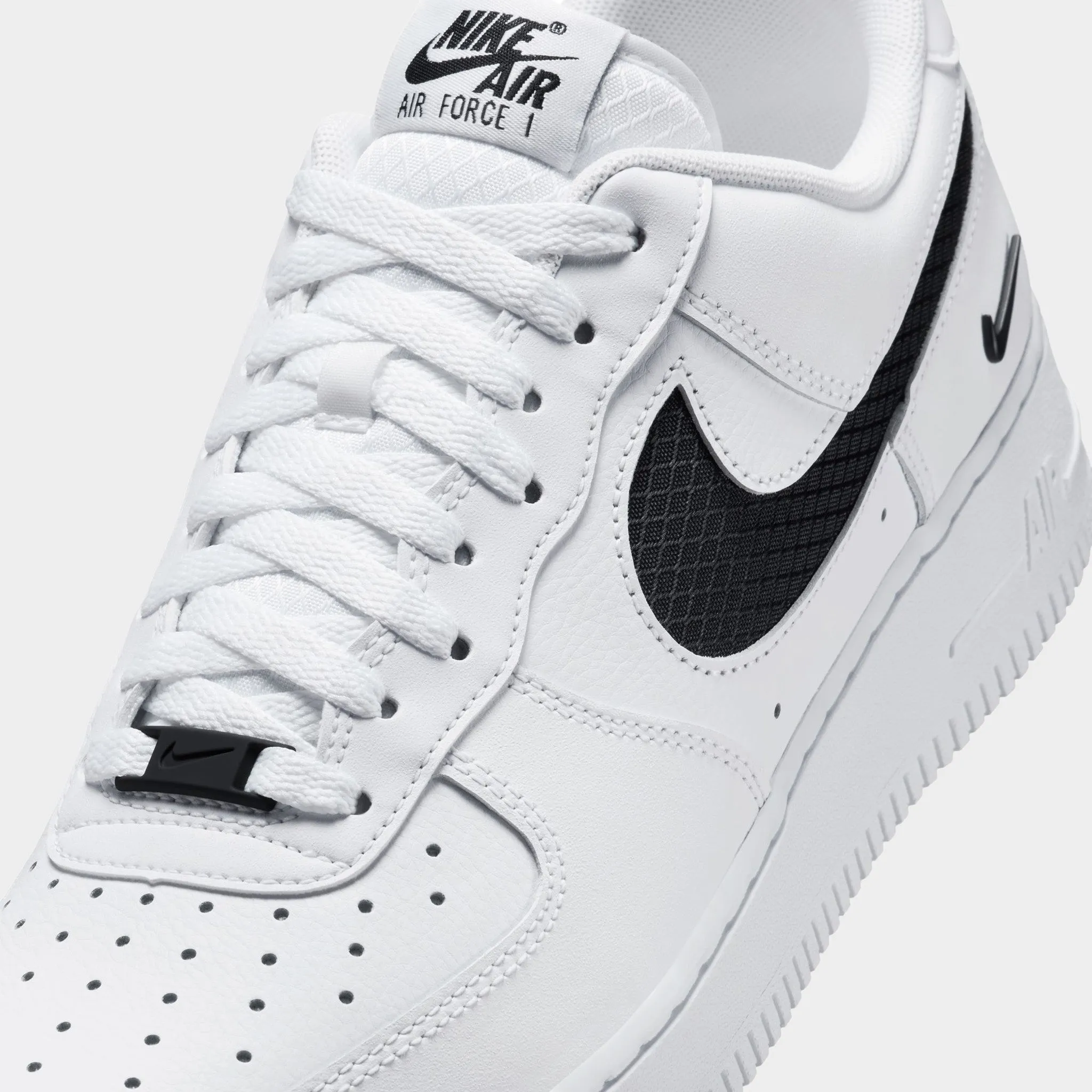Modern Aesthetic brogues Nike Air Force 107 LV8 White / Black - Anthracite