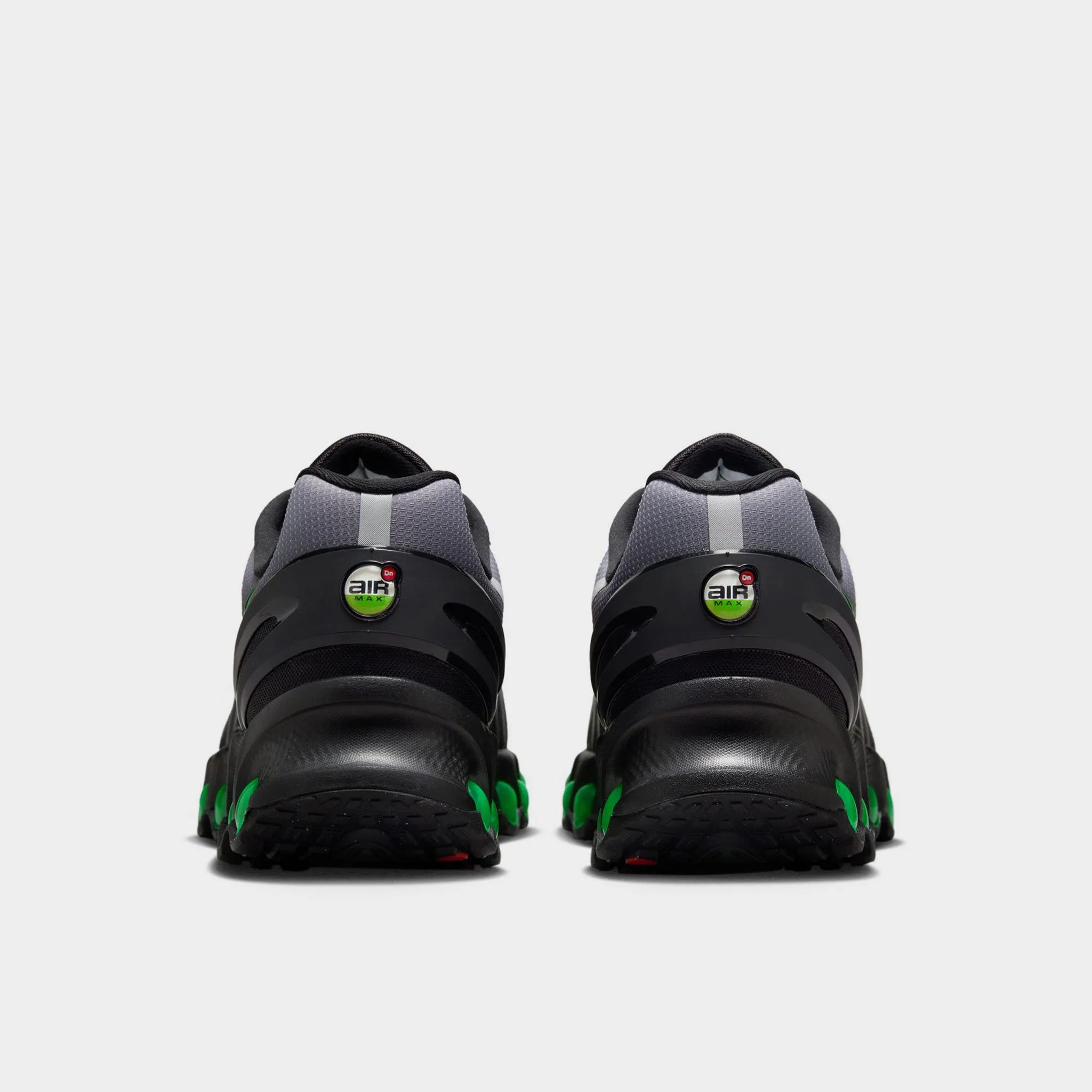 Nike Air Max DN8 Black / Volt - Light Smoke Grey comfort feature Easy Match